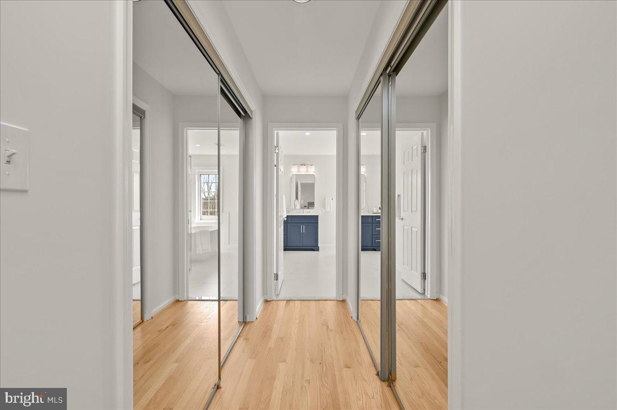 AYRLAWN - Residential