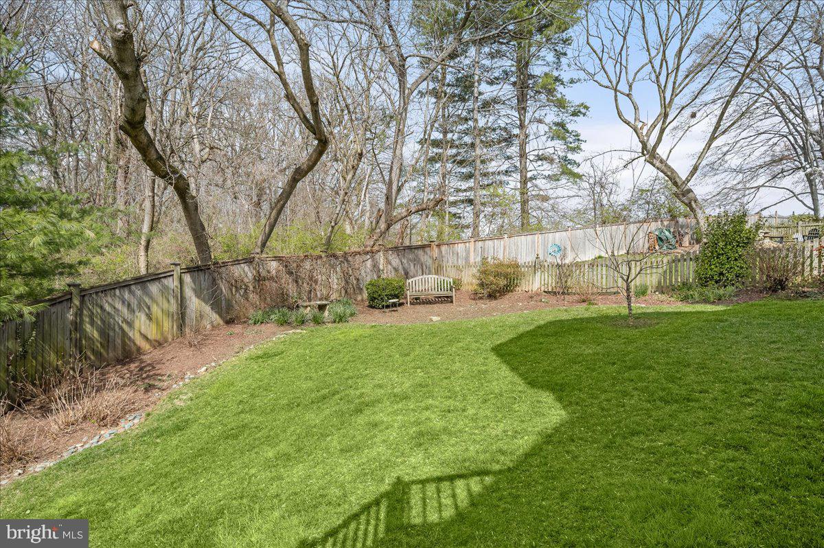 AYRLAWN - Residential