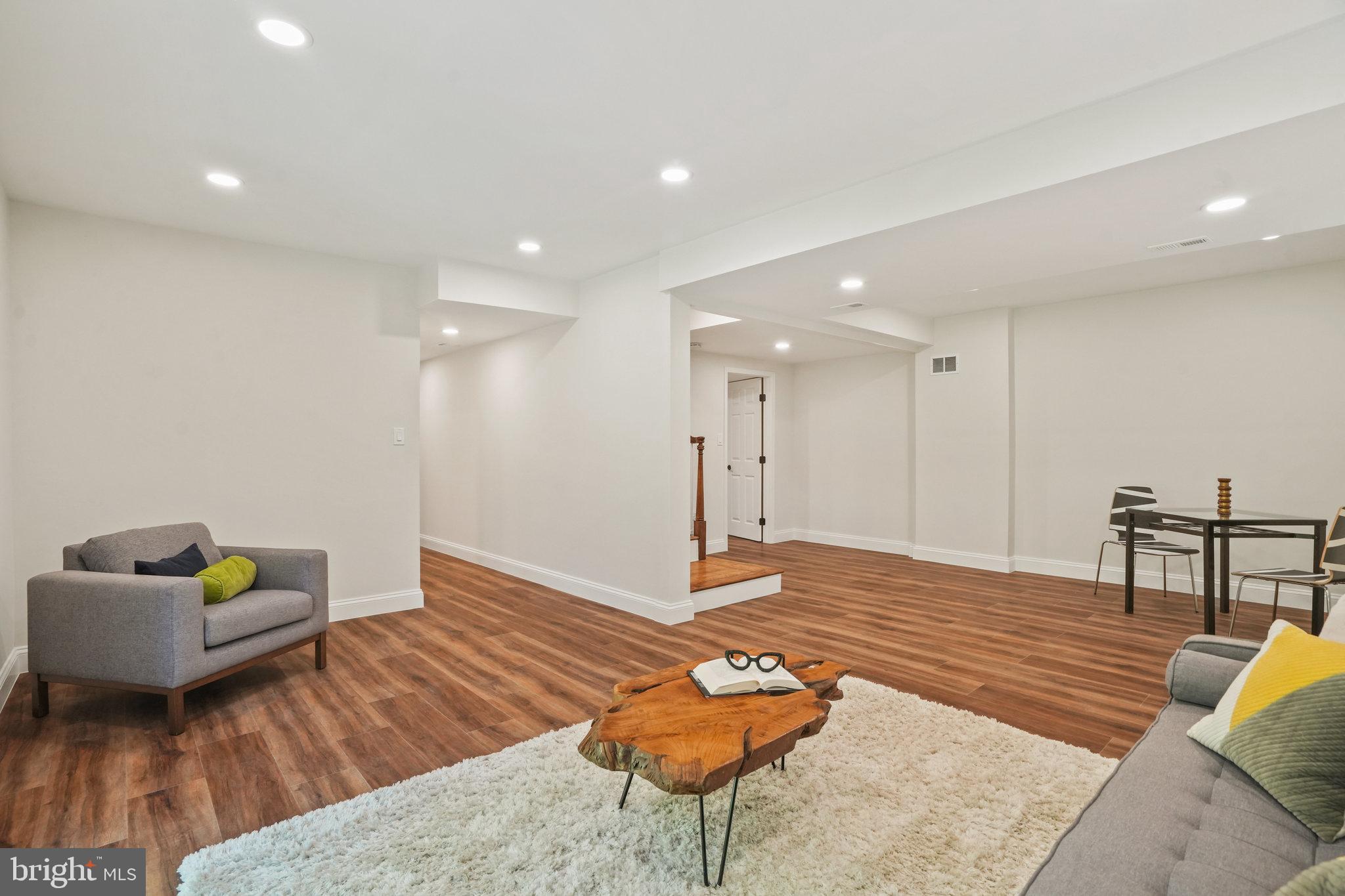 LAKE NORMANDY ESTATES - Residential