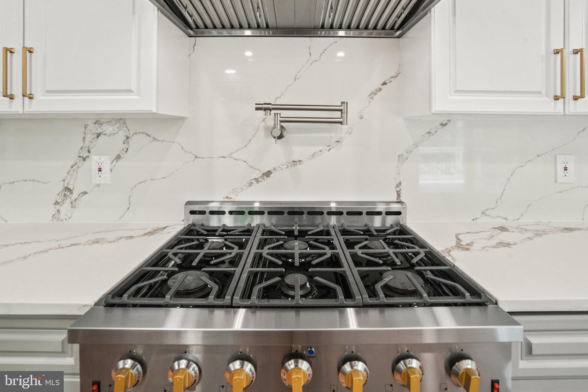 LAKE NORMANDY ESTATES - Residential