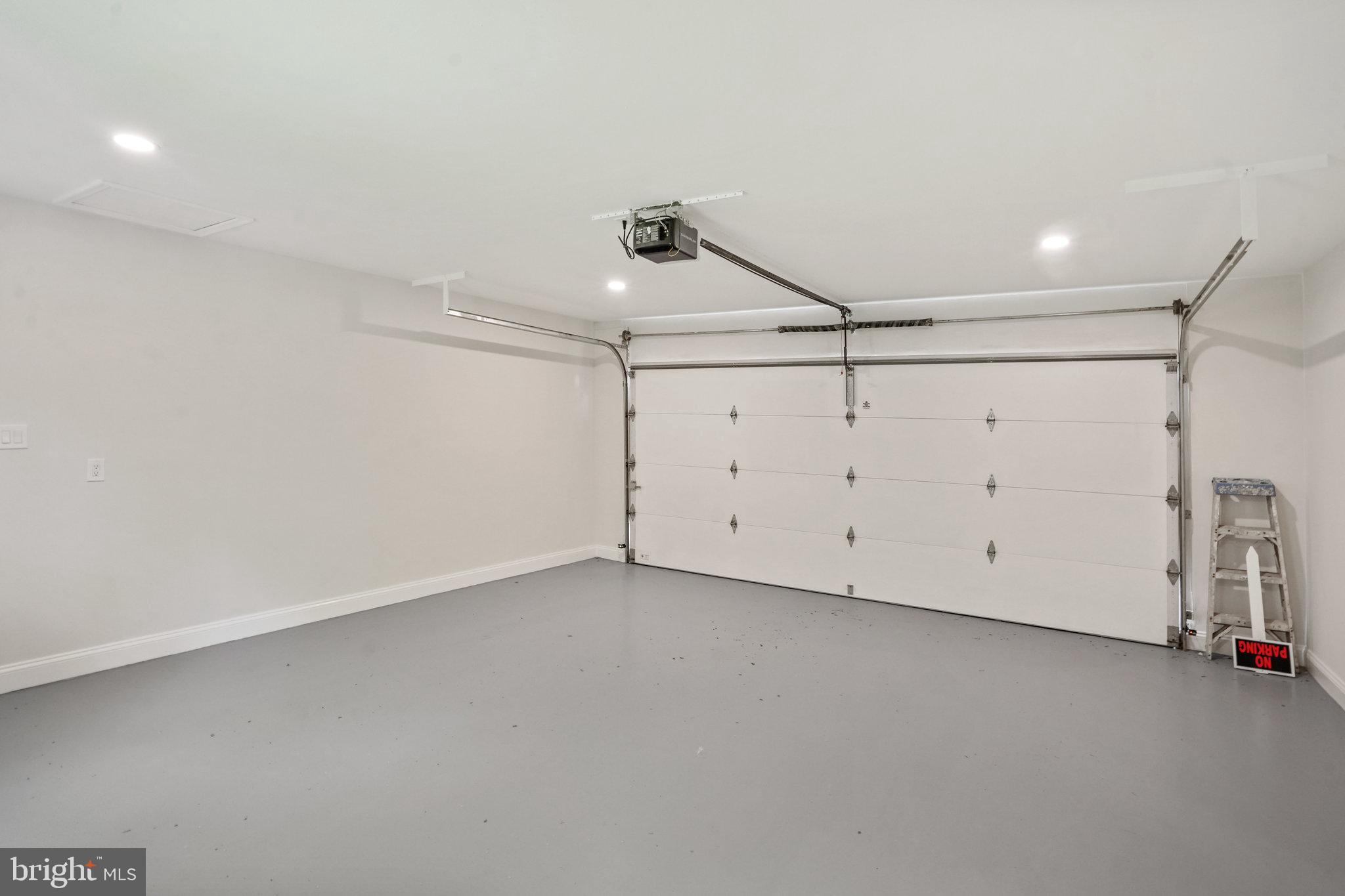 LAKE NORMANDY ESTATES - Residential