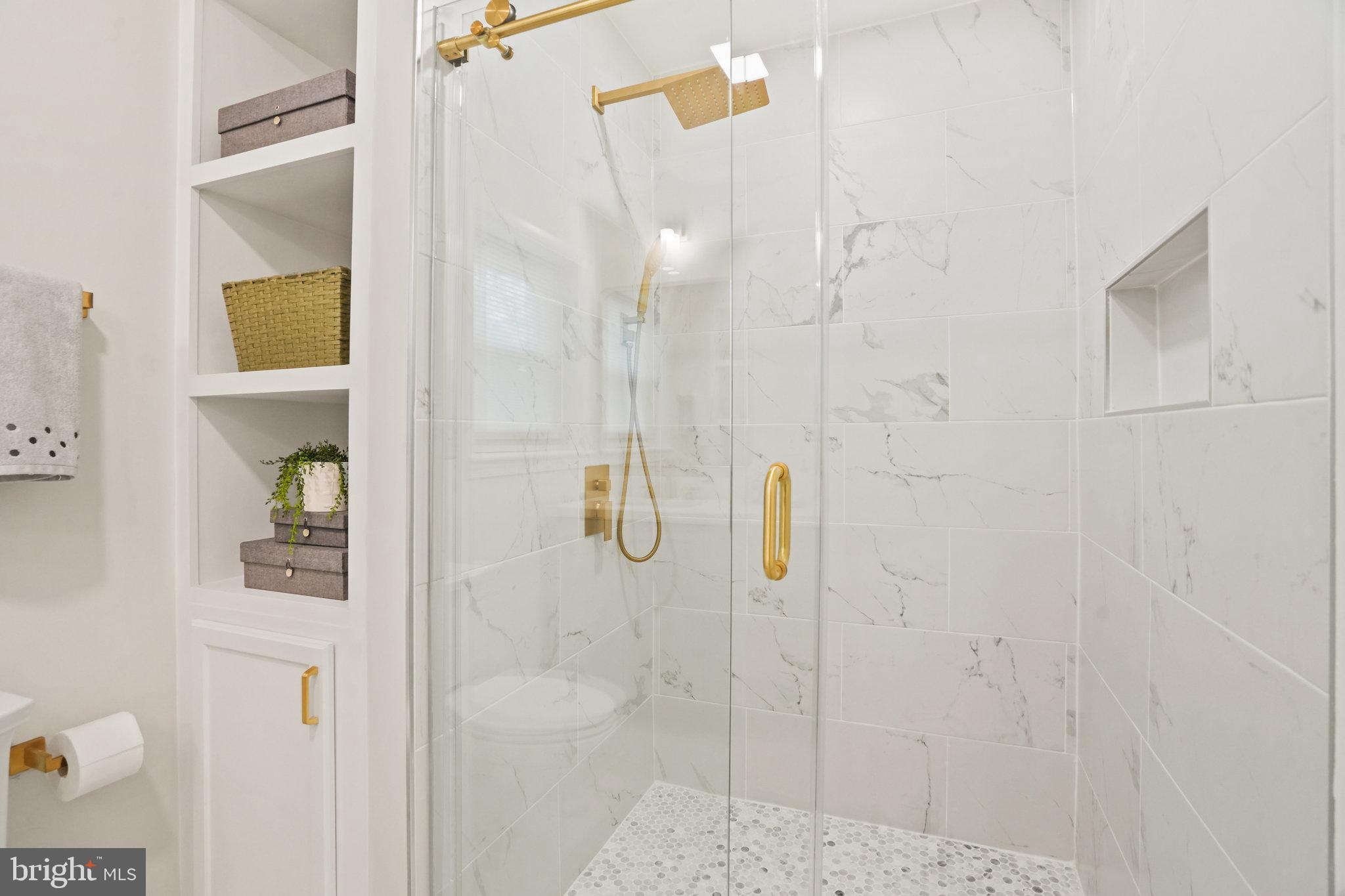 LAKE NORMANDY ESTATES - Residential