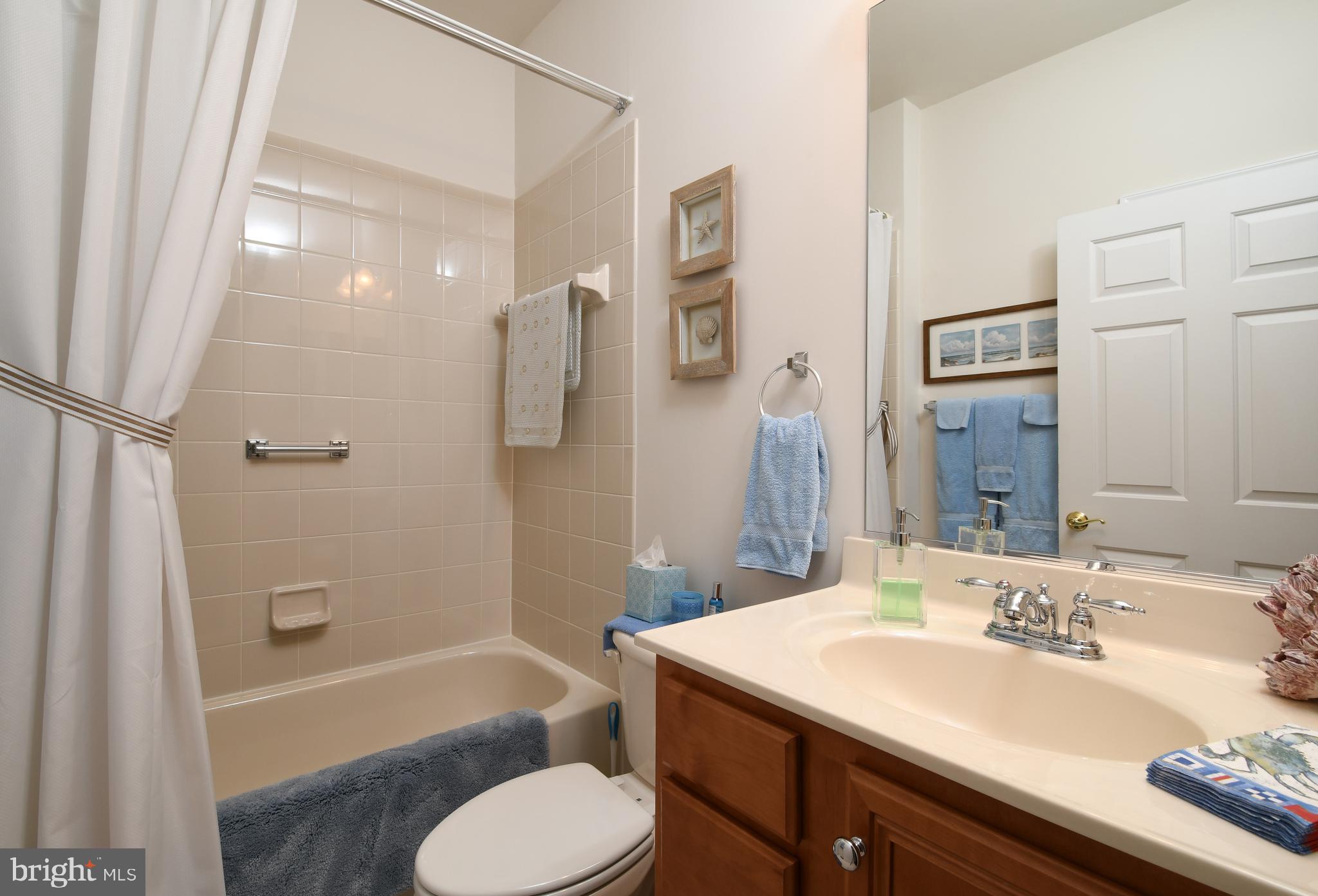 VILLAS AT SNOWDEN - Residential