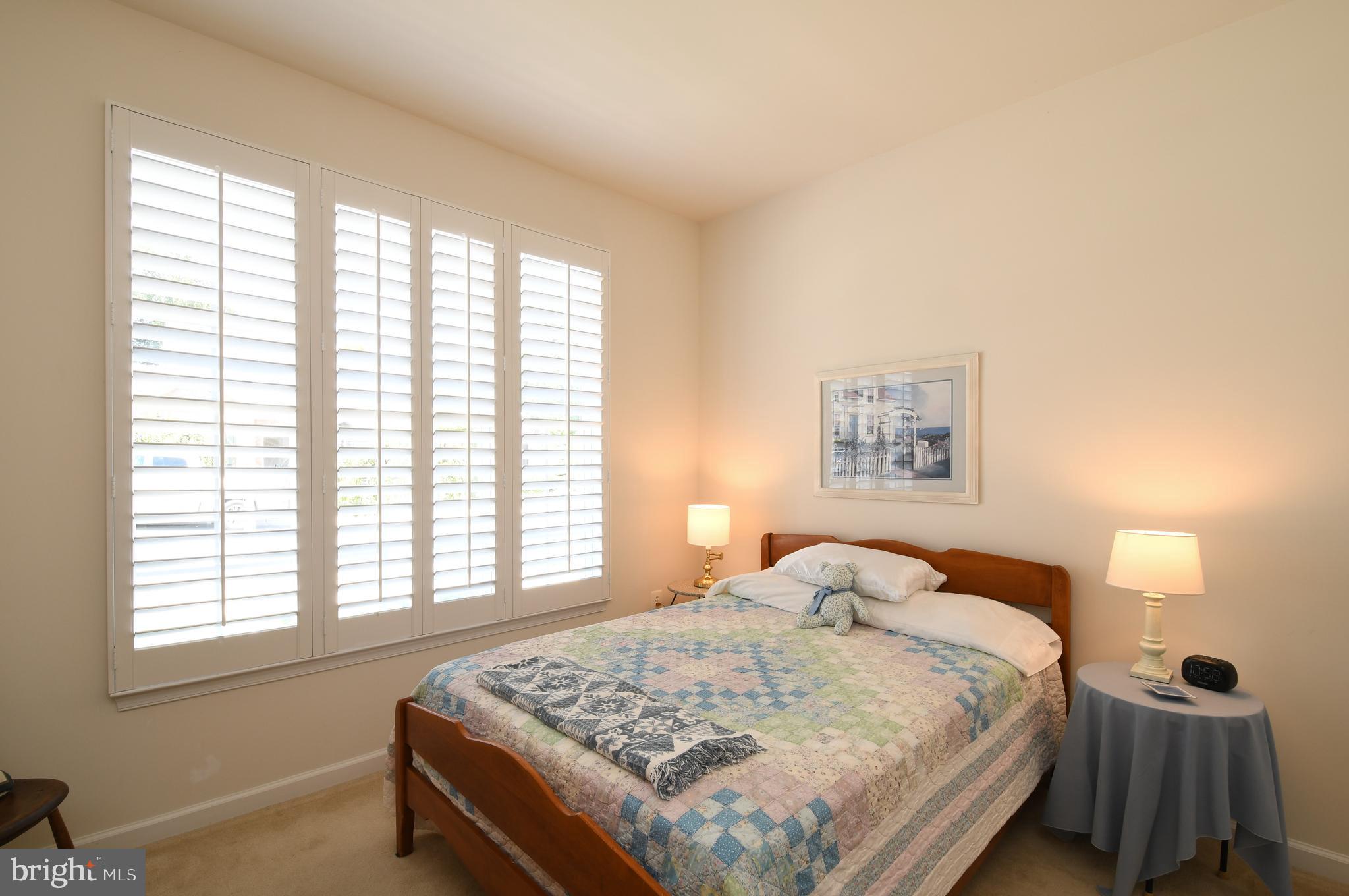 VILLAS AT SNOWDEN - Residential