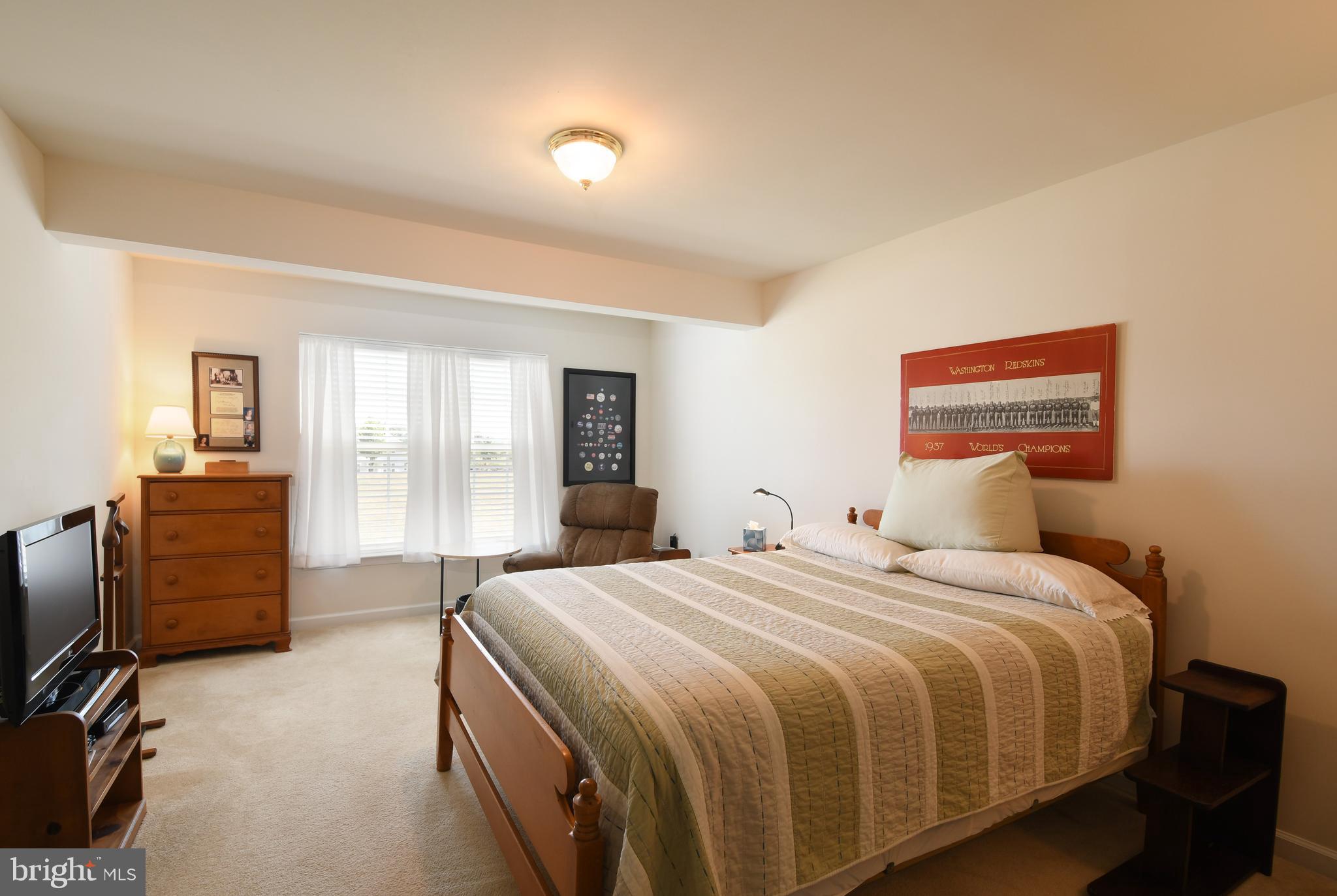 VILLAS AT SNOWDEN - Residential