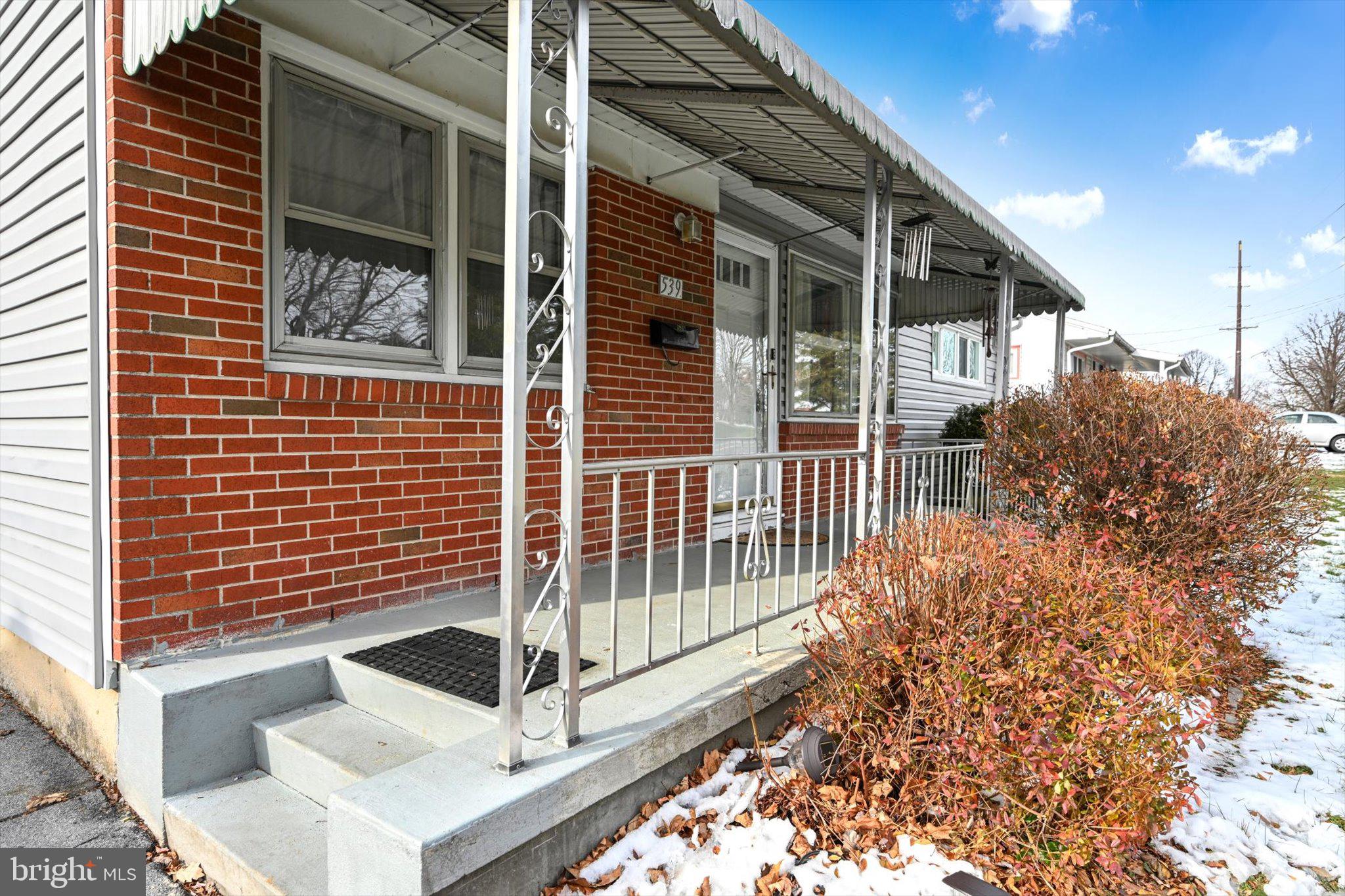 WARD 8 - Residential