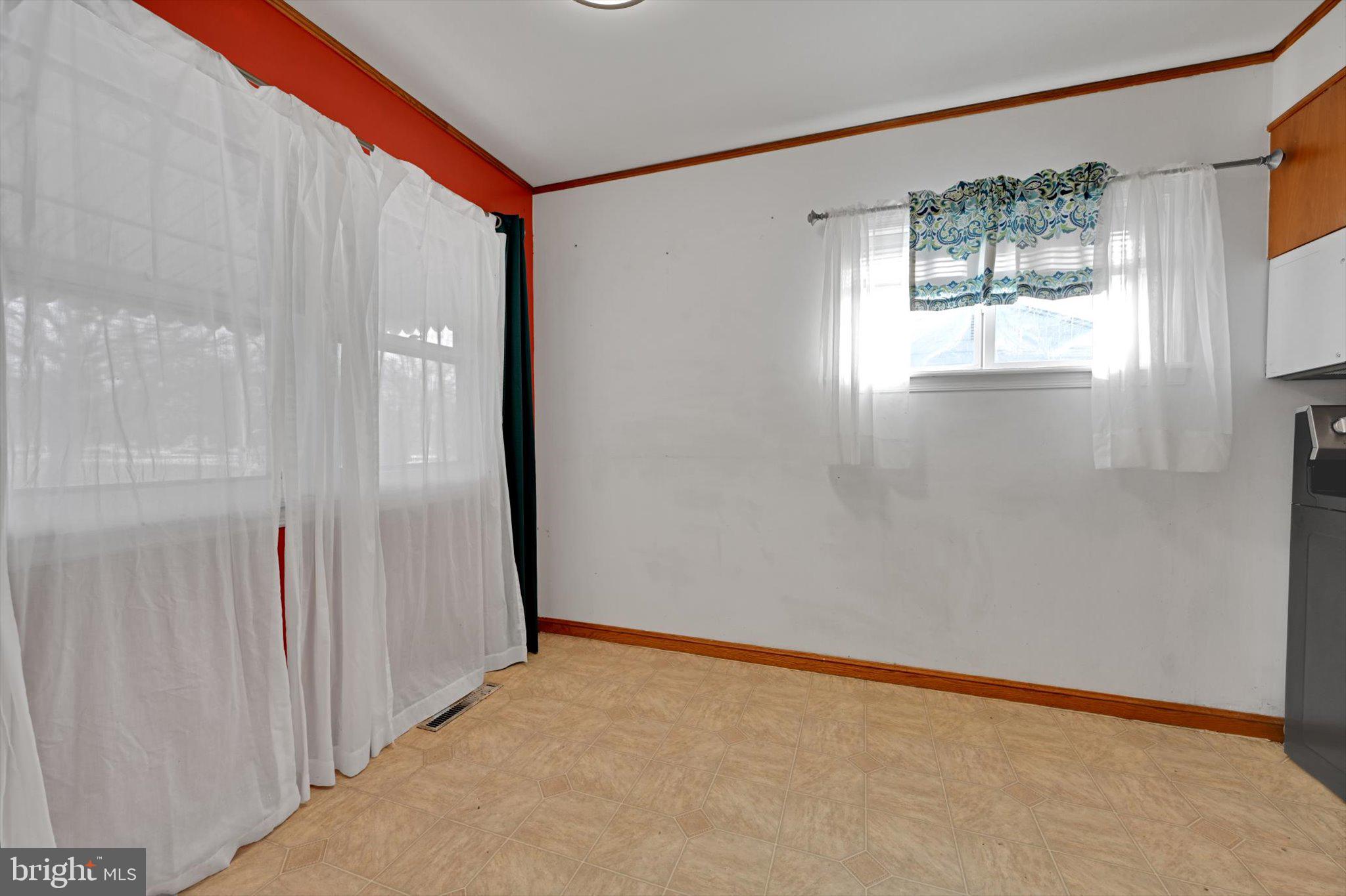 WARD 8 - Residential