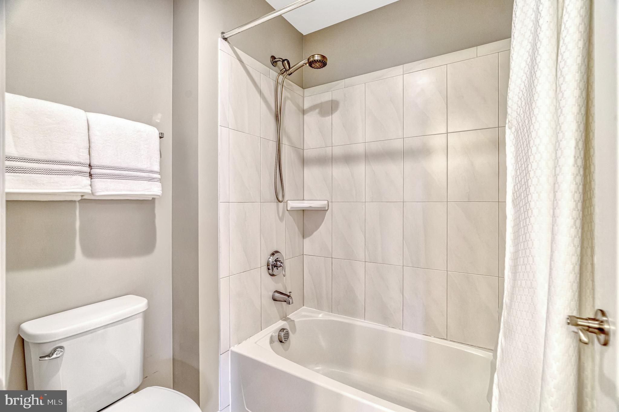 GREENS AT WILLOWSFORD - Residential