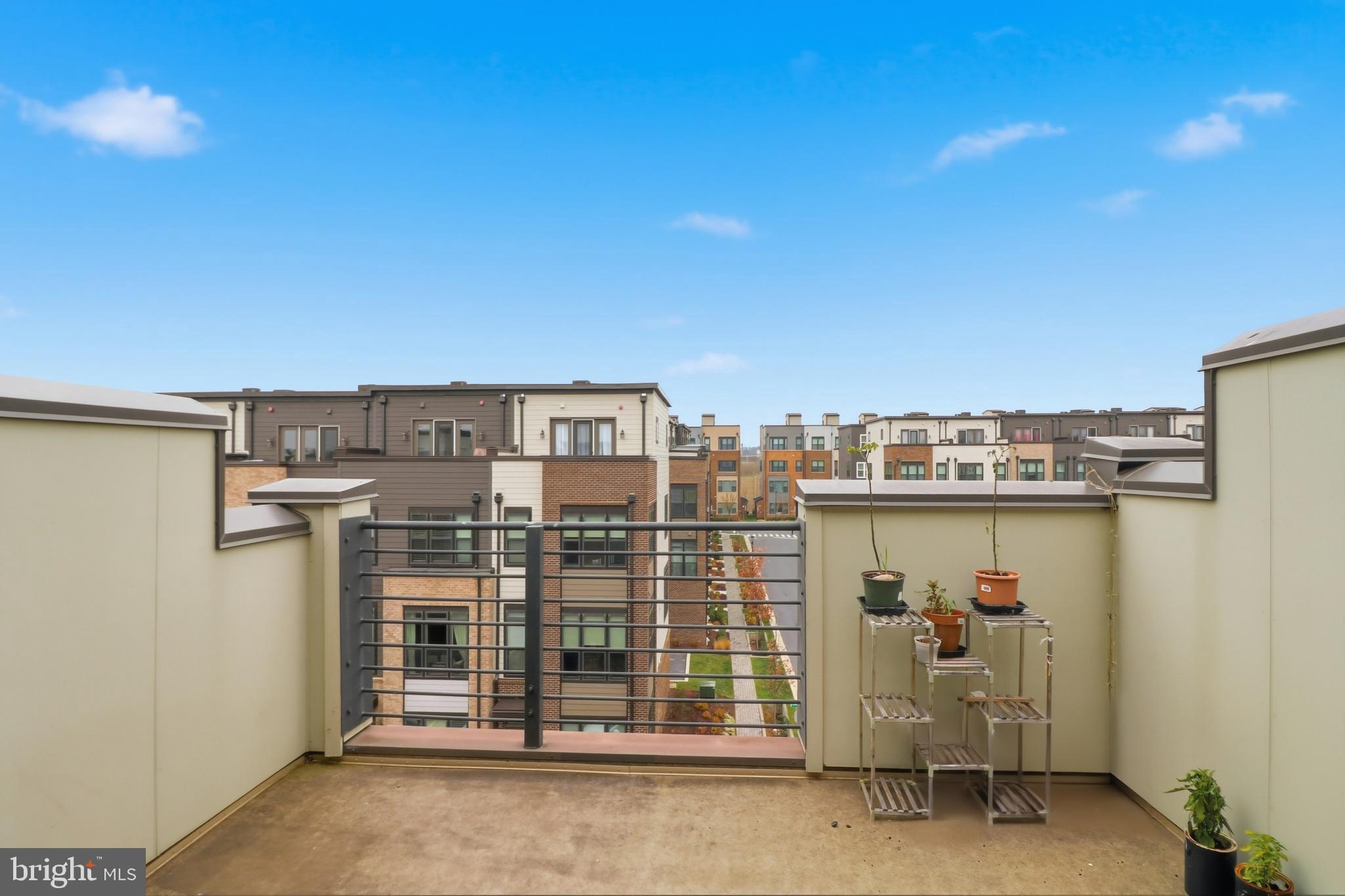 WESTSIDE AT SHADY GROVE - Residential