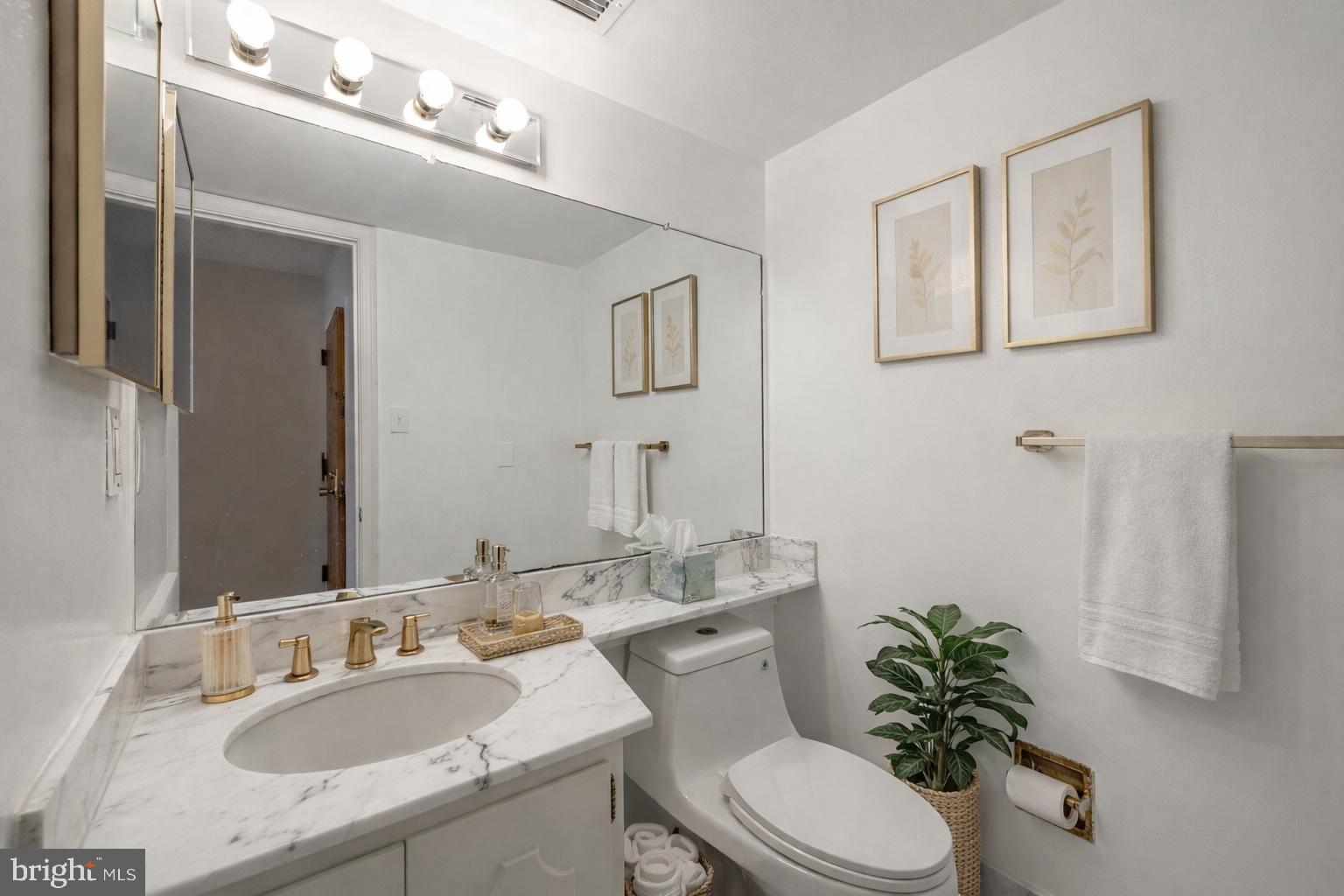 ARLINGTON - Residential