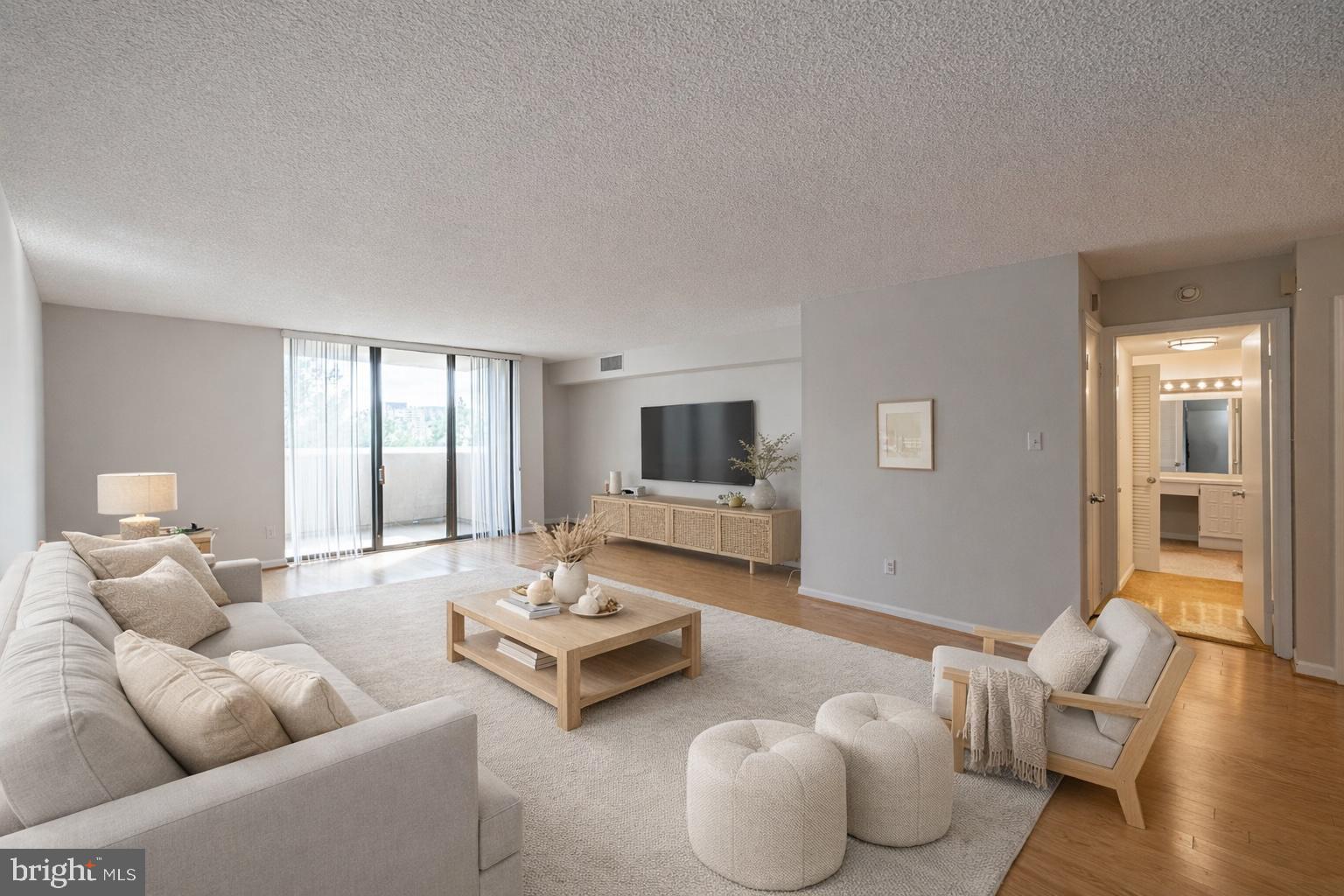 ARLINGTON - Residential