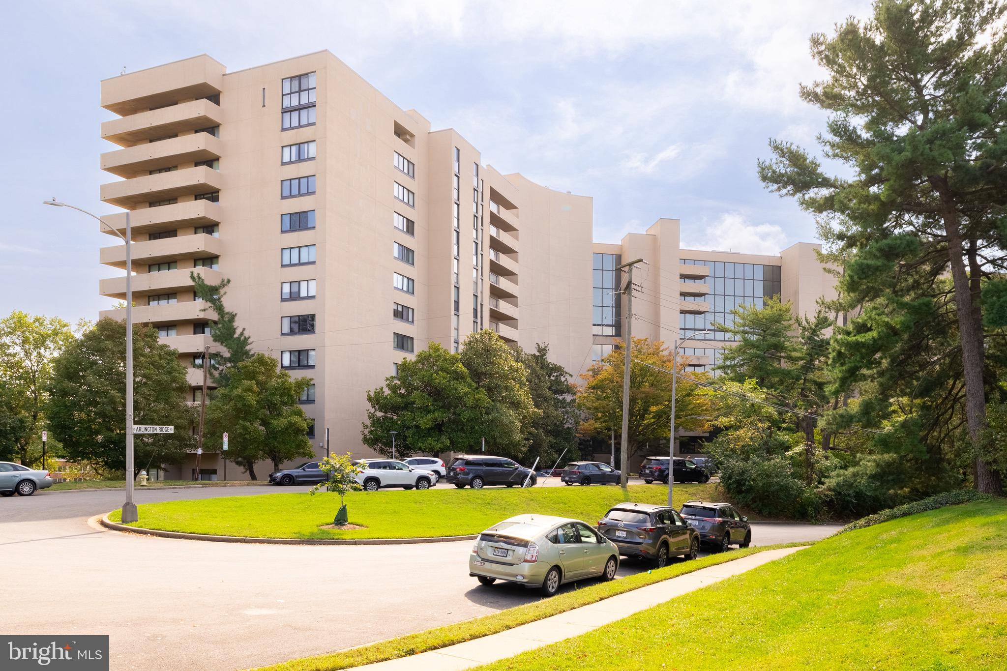 ARLINGTON - Residential