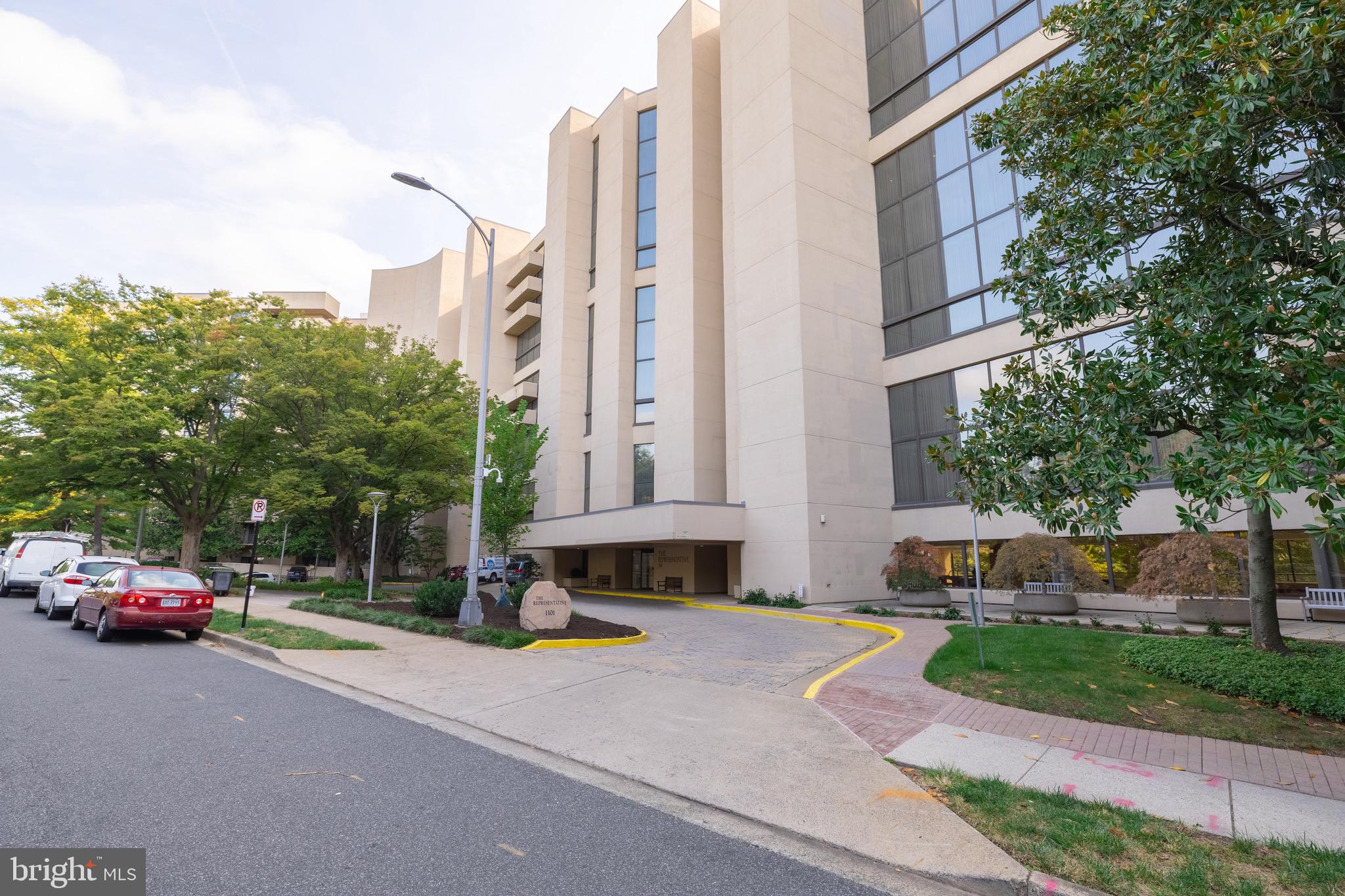 ARLINGTON - Residential