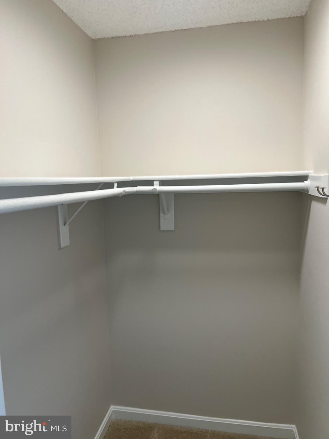 ARLINGTON - Residential