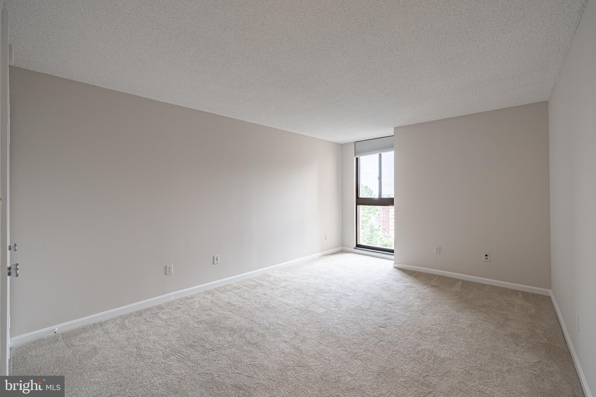 ARLINGTON - Residential