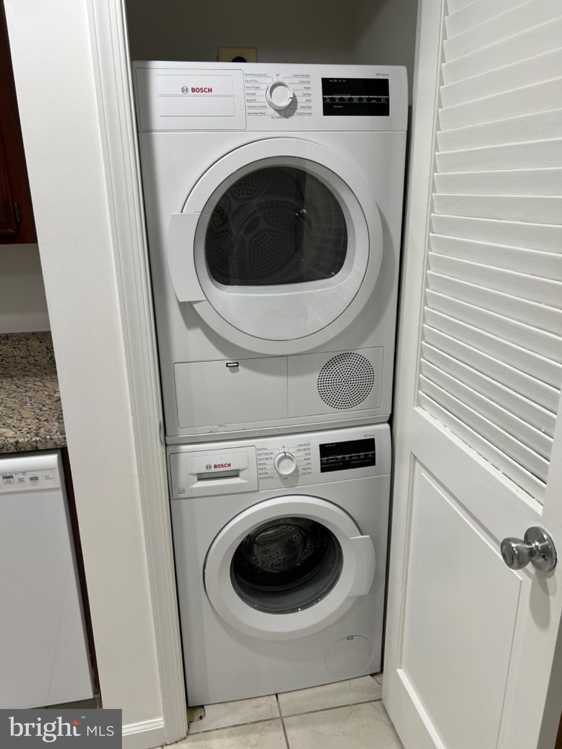 ARLINGTON - Residential