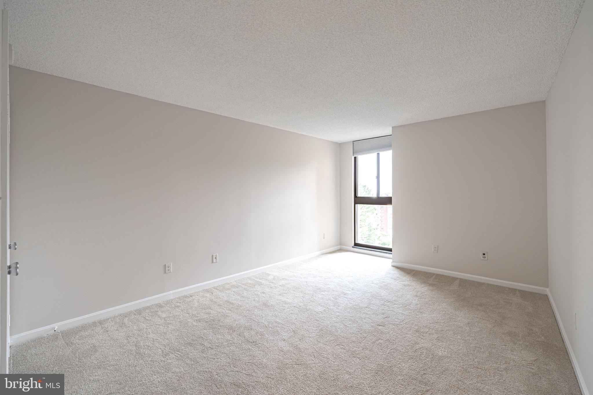 ARLINGTON - Residential