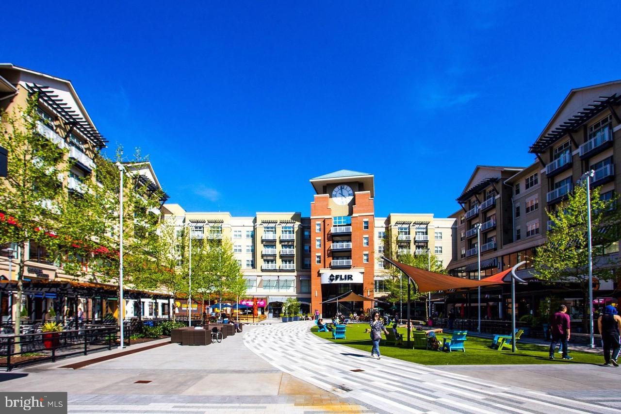 ARLINGTON - Residential