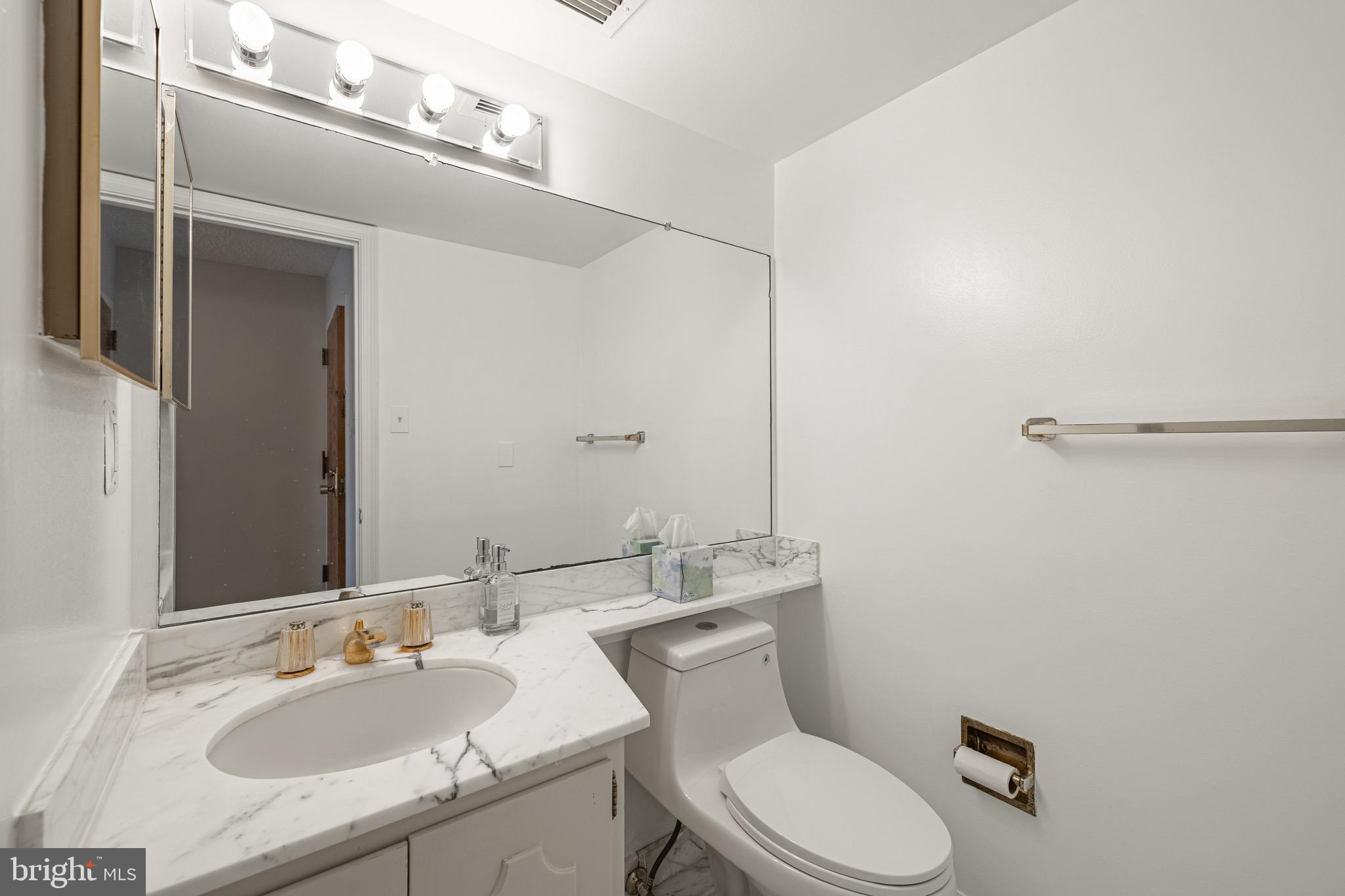 ARLINGTON - Residential