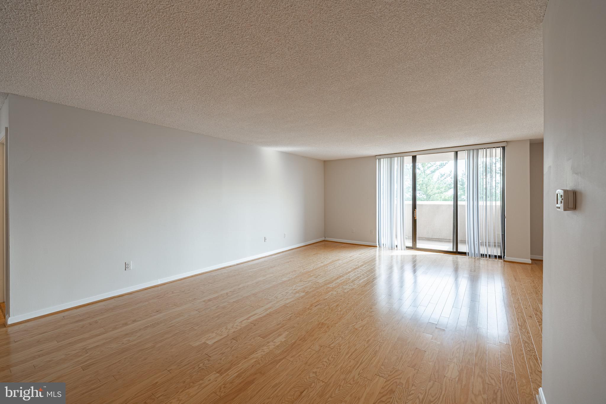 ARLINGTON - Residential