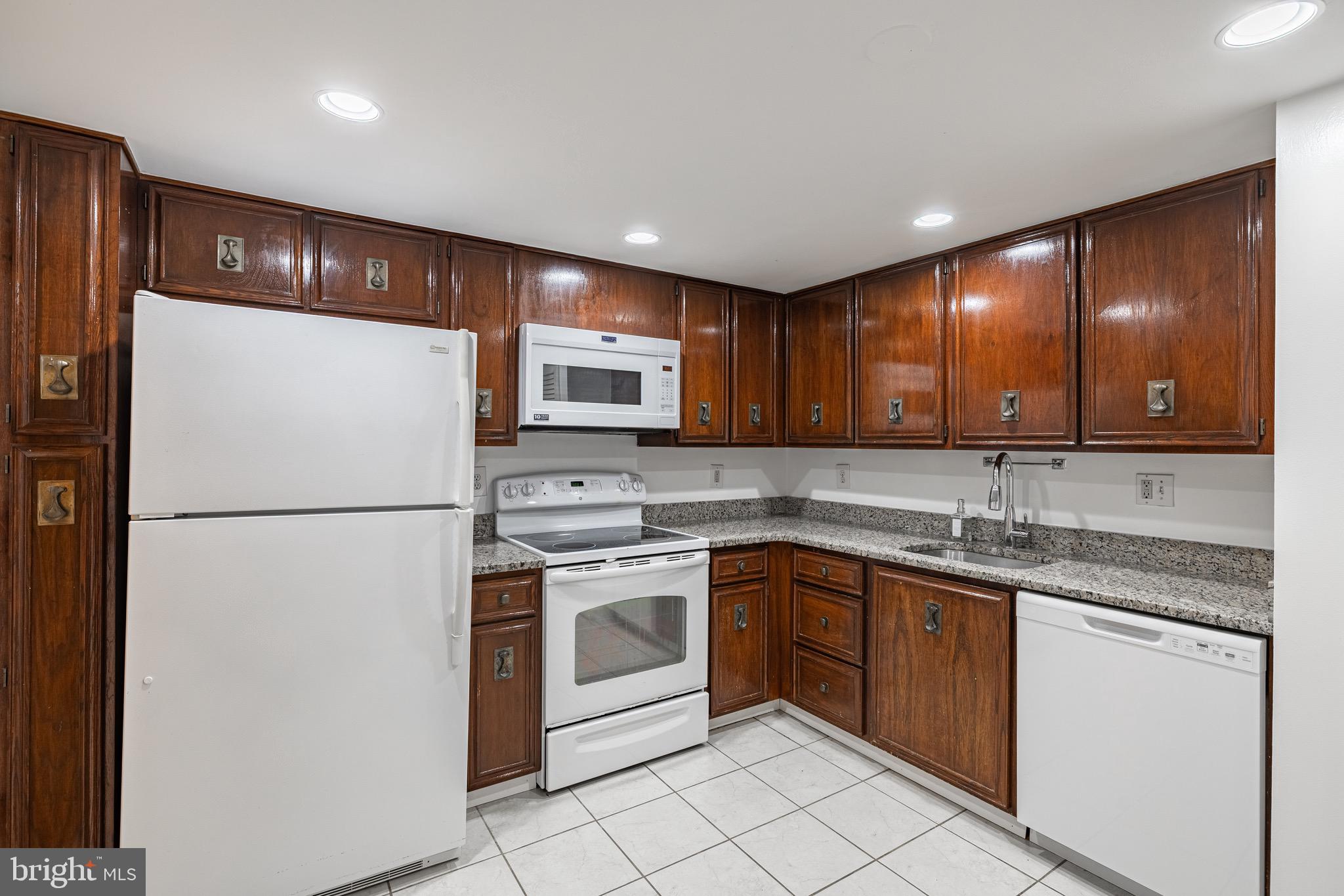 ARLINGTON - Residential