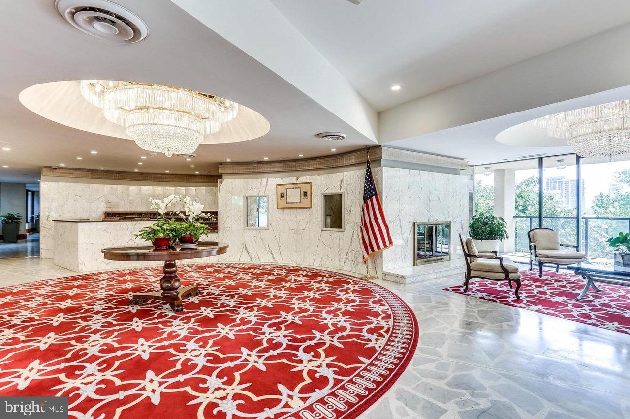 ARLINGTON - Residential