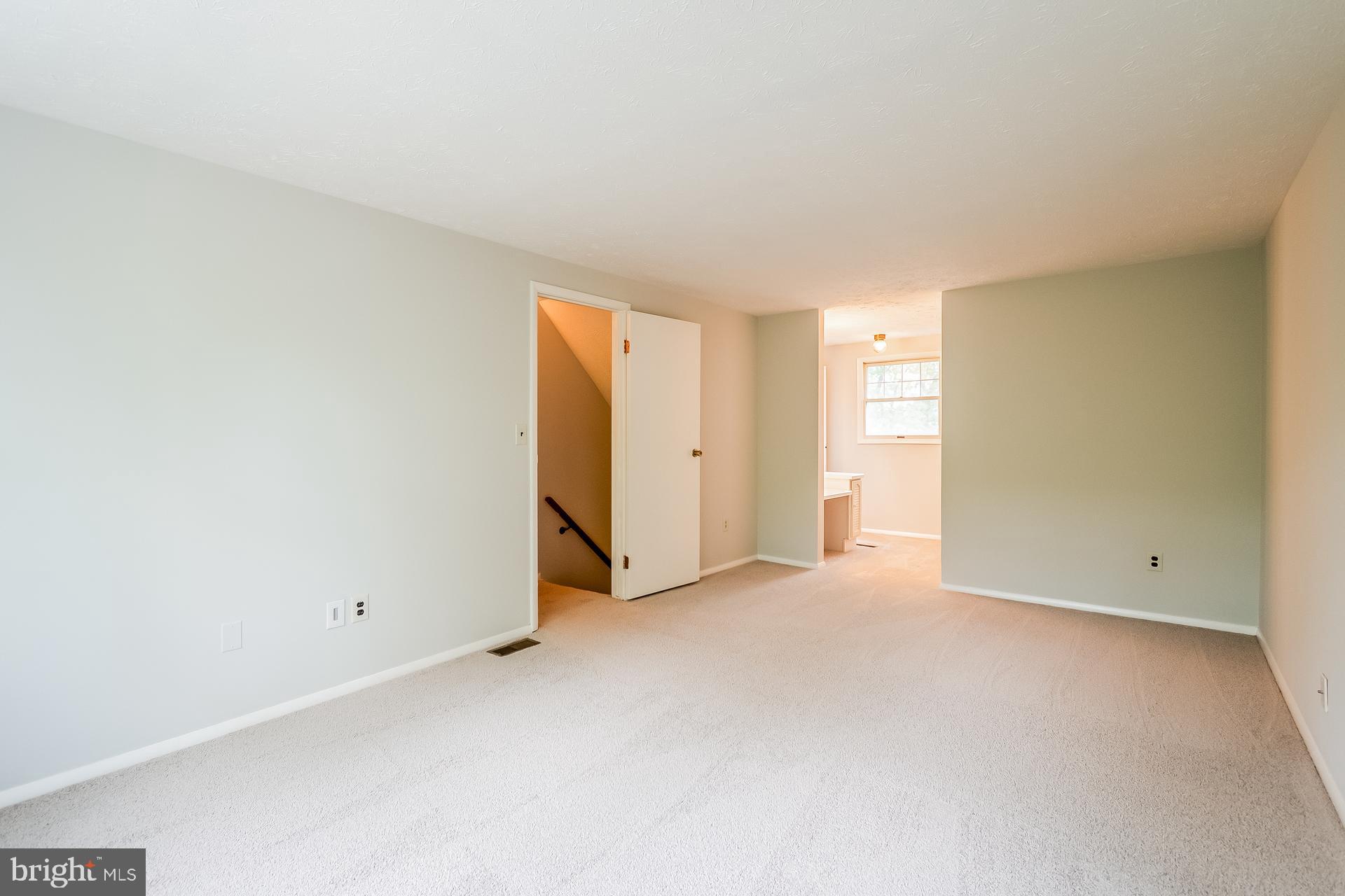 FAIRMONT - Residential