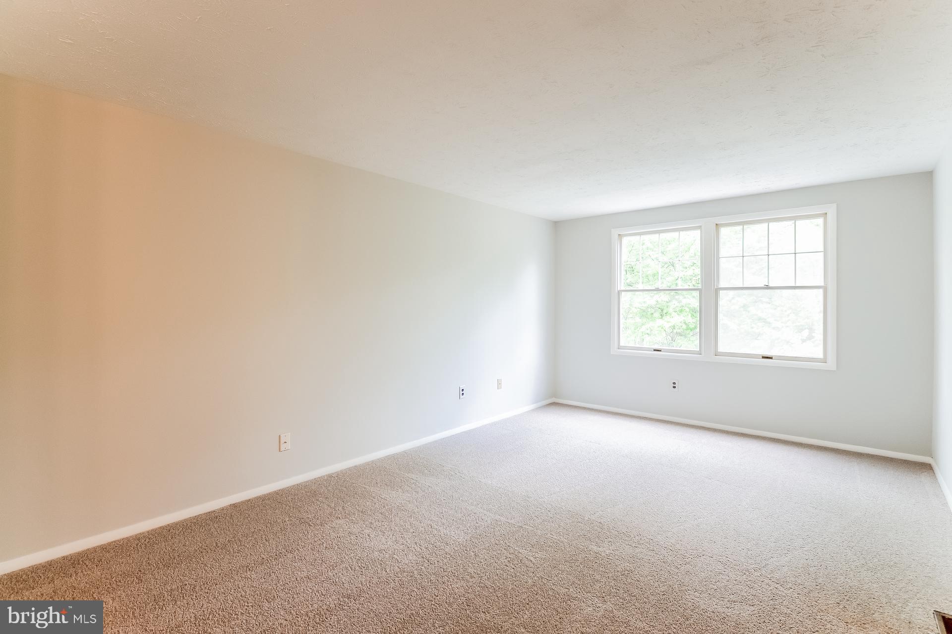 9908 RICKOVER COURT