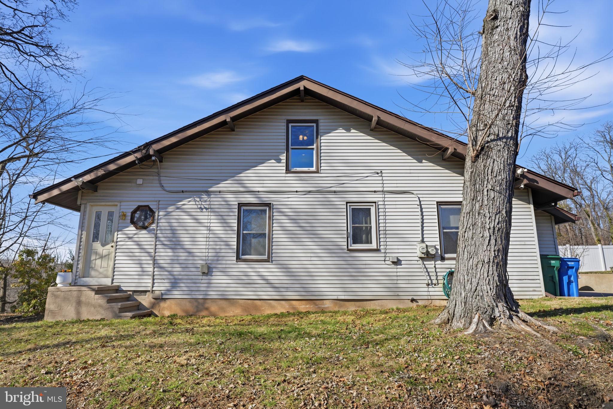 NEWPORTVILLE TERR - Residential