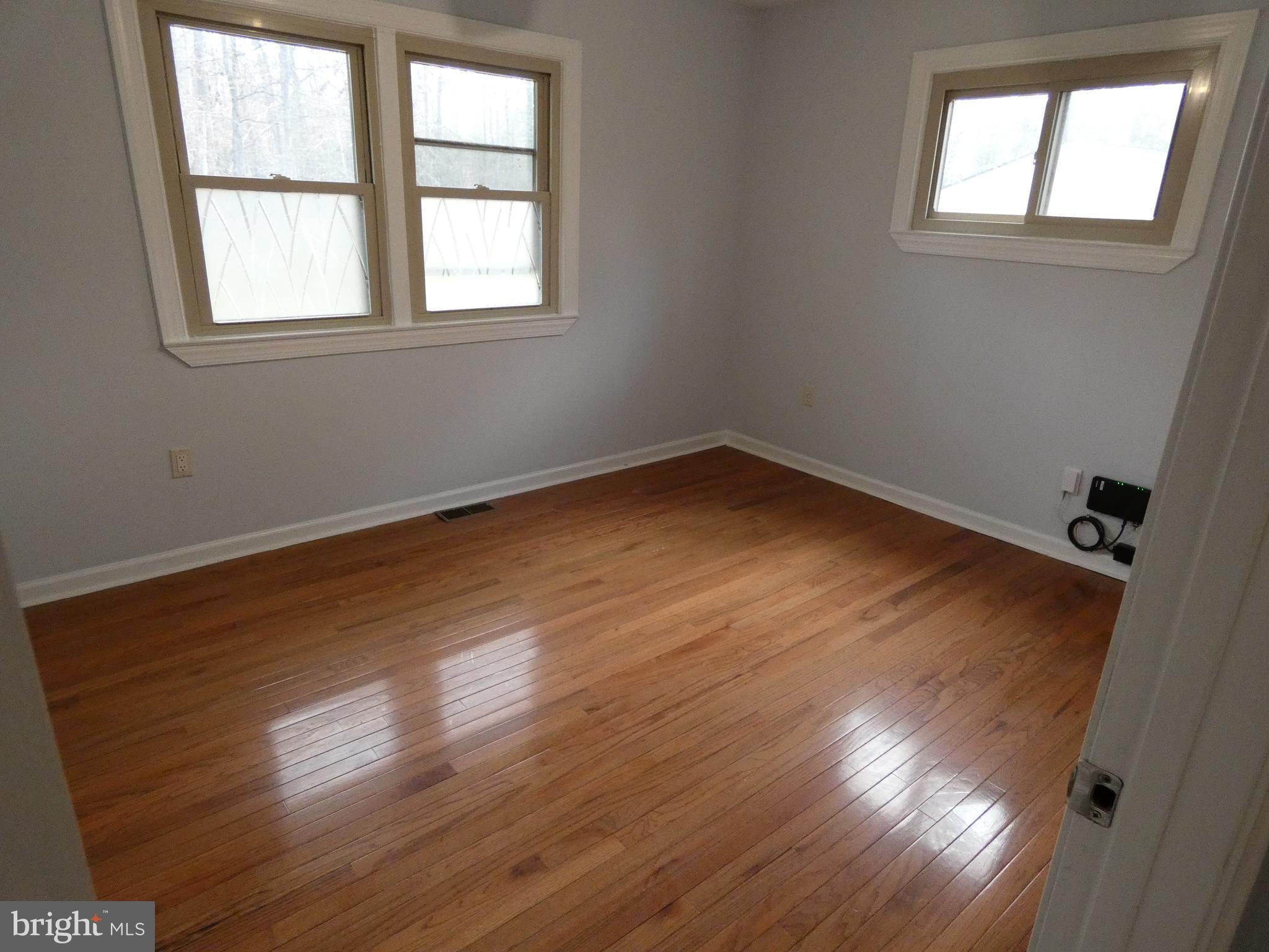 2105 AMHERST ROAD