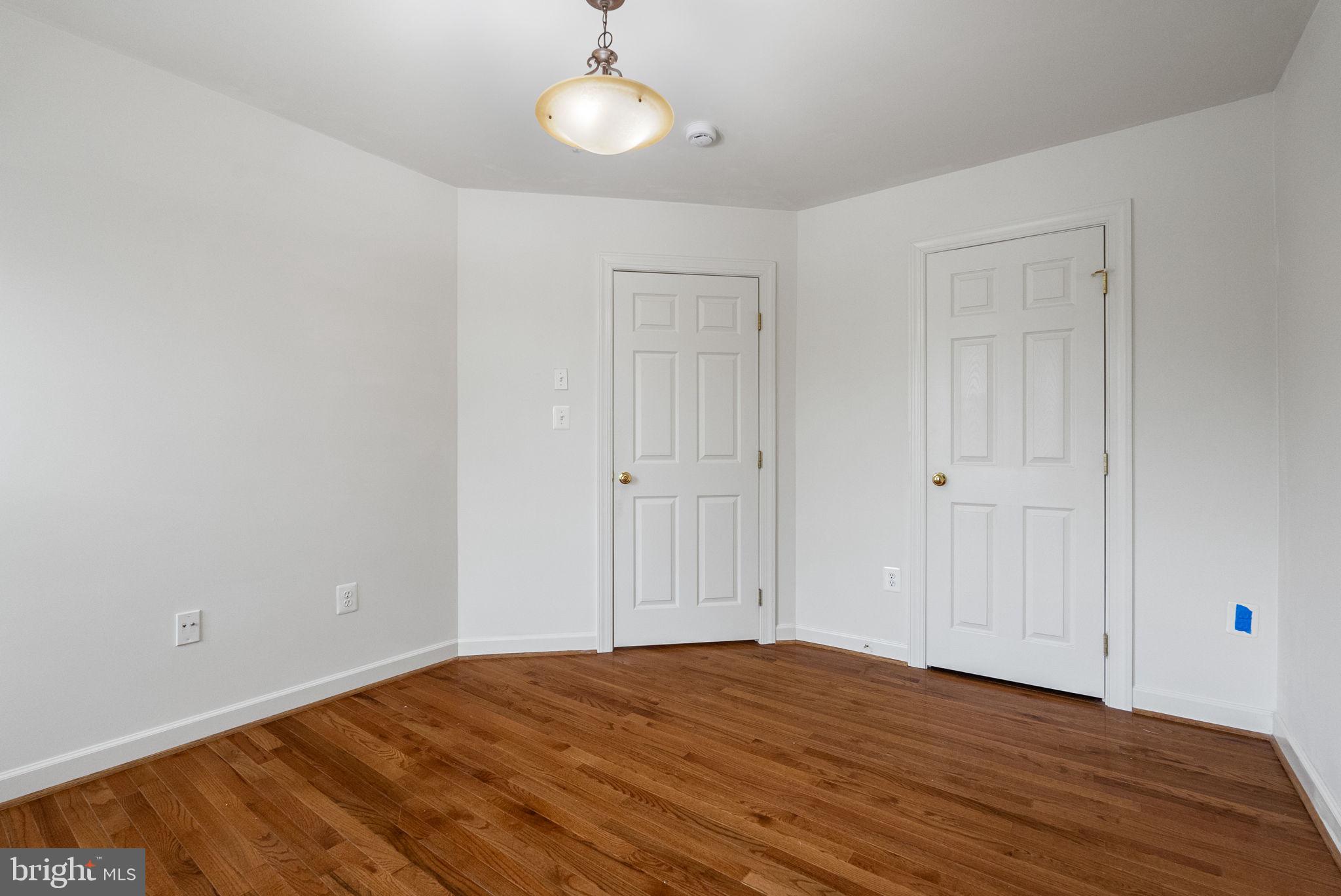 WHITE OAK - Residential Lease