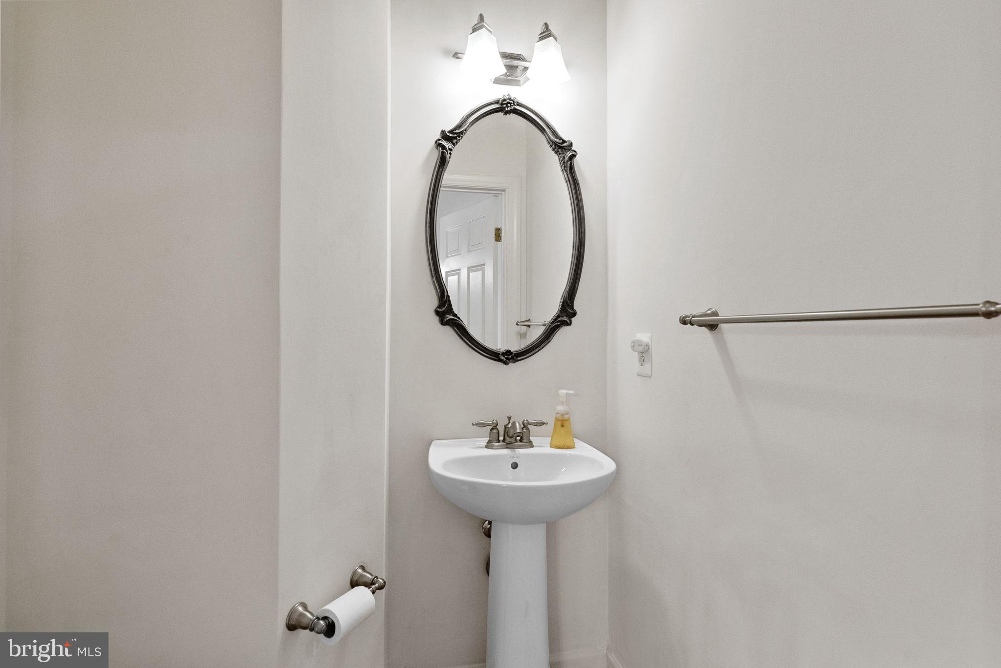 WHITE OAK - Residential Lease