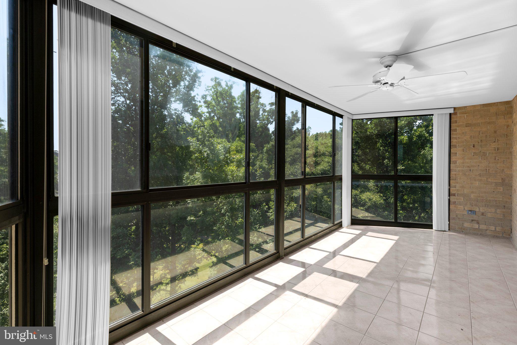 FAIRWAYS NORTH - Residential