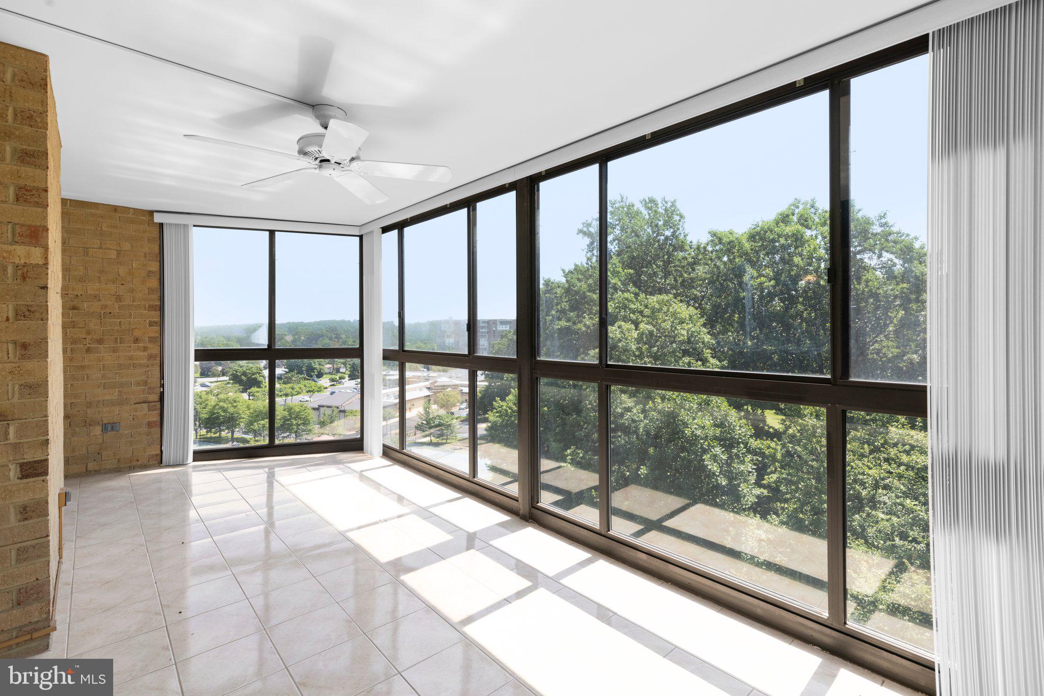 FAIRWAYS NORTH - Residential