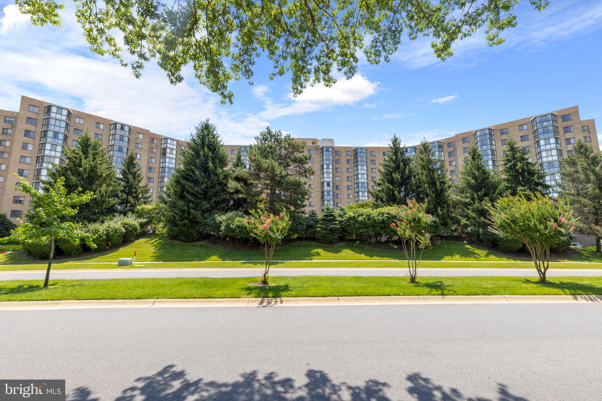 FAIRWAYS NORTH - Residential