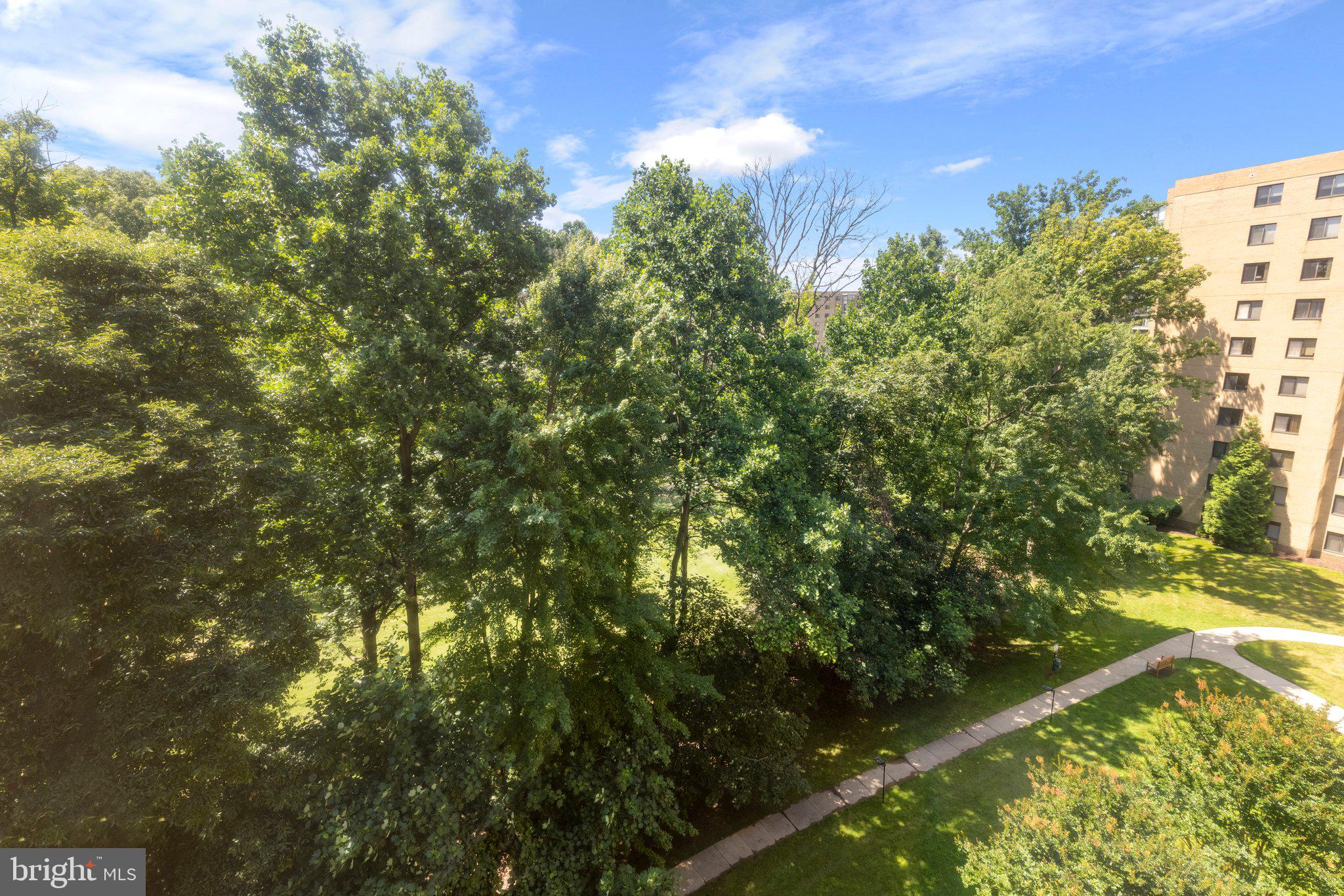 FAIRWAYS NORTH - Residential