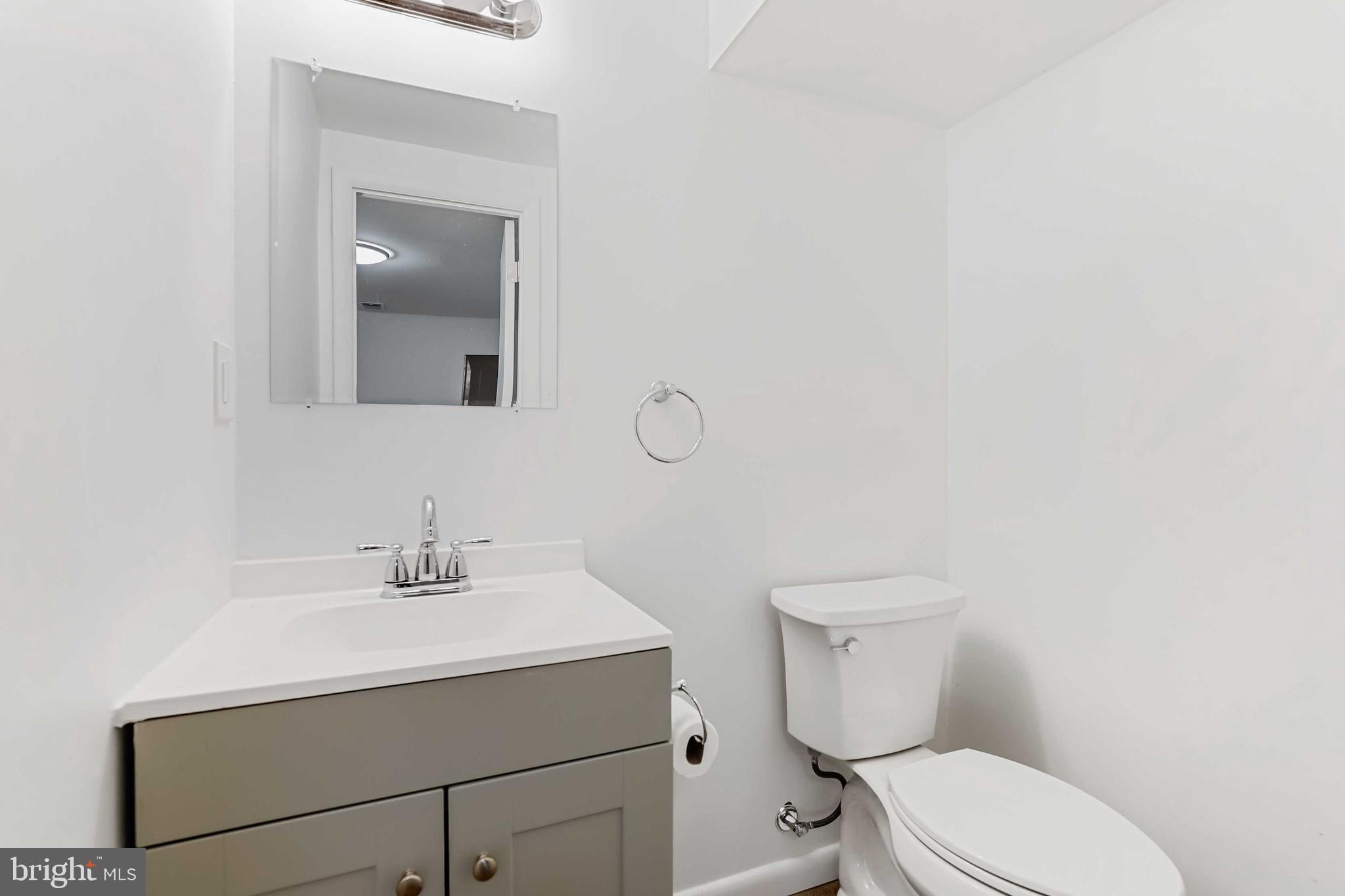 CROFTON MEADOWS - Residential Lease