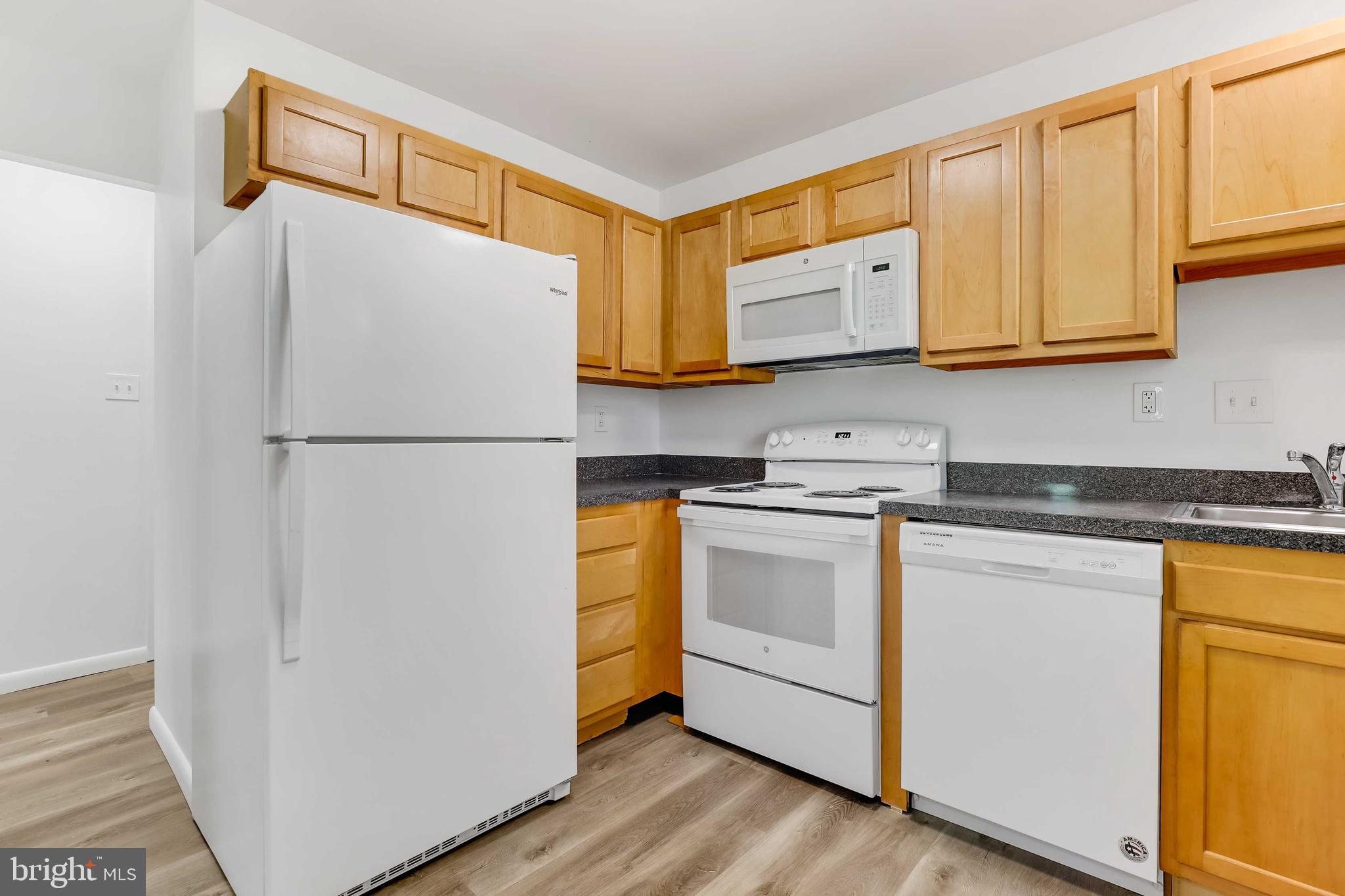 CROFTON MEADOWS - Residential Lease