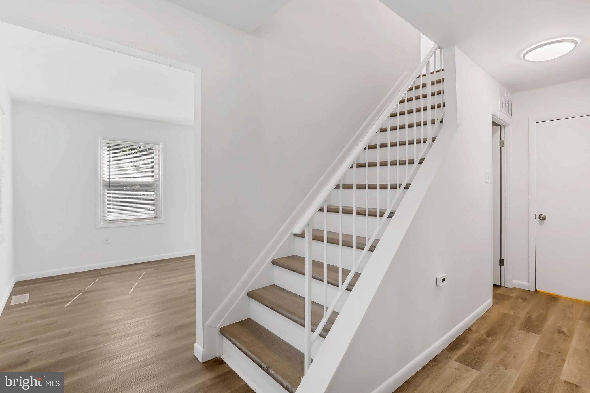 CROFTON MEADOWS - Residential Lease