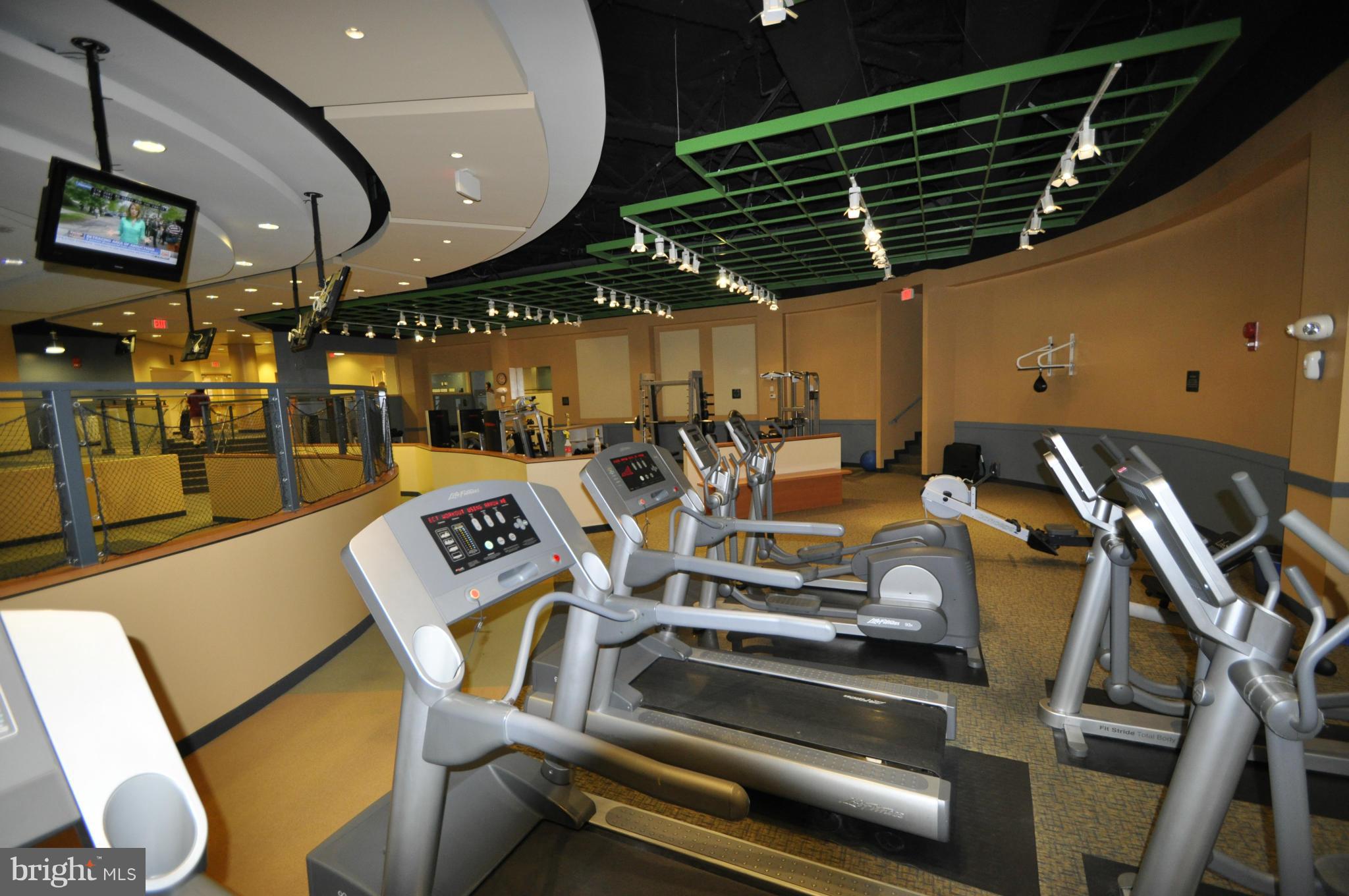 RIVER PLACE - Residential Lease