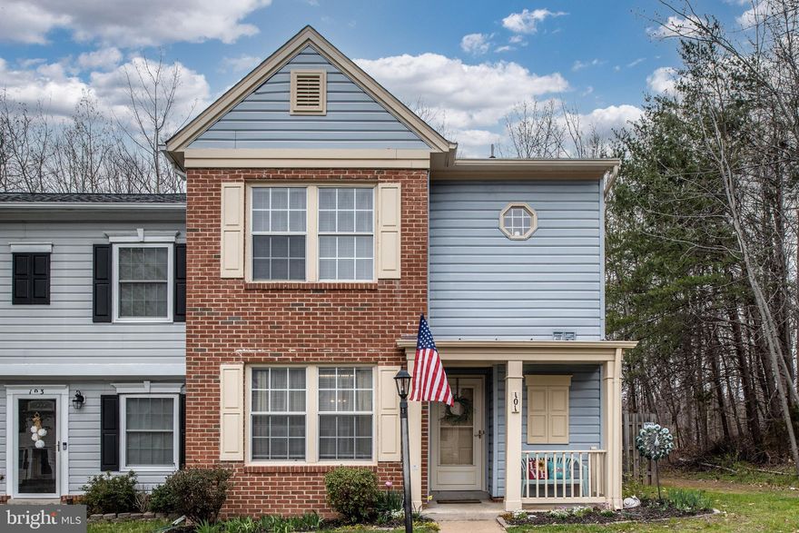 Well Maintained End Unit Townhome located just minutes from Quantico! Home features New Waterproof Vinyl Plank Flooring throughout the main level and New Neutral Carpet throughout the upper level. The Large Eat-In Kitchen features Stainless Appliances and New Granite Countertops. A Dining Room, Cozy Family Room with Fireplace, and a Half Bathroom finish out the main level. Upstairs you will find 2 Primary Bedrooms each with its own En-Suite Bathroom! The Owners Suite boasts a Vaulted Ceiling and Walk-In Closet! Newer Water Heater, Furnace, & AC. Fenced Backyard backs to trees! Conveniently located close to major commuting routes, Quantico VRE Station, and Shopping.