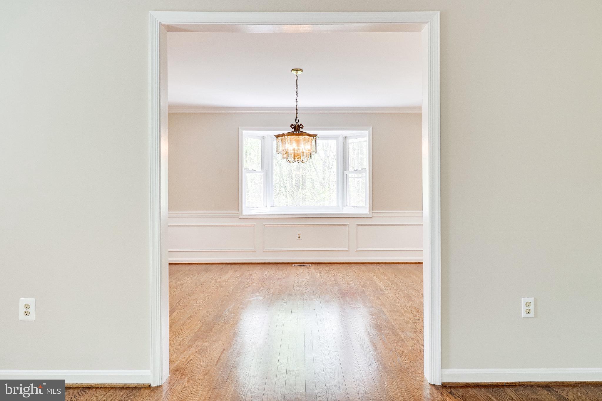 HAMPTON WOODS EAST - Residential