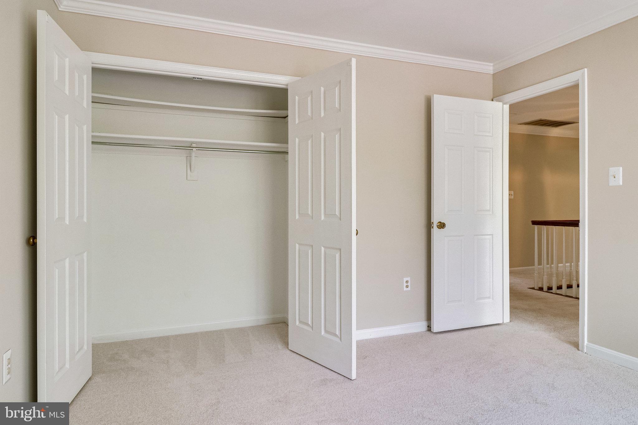 HAMPTON WOODS EAST - Residential