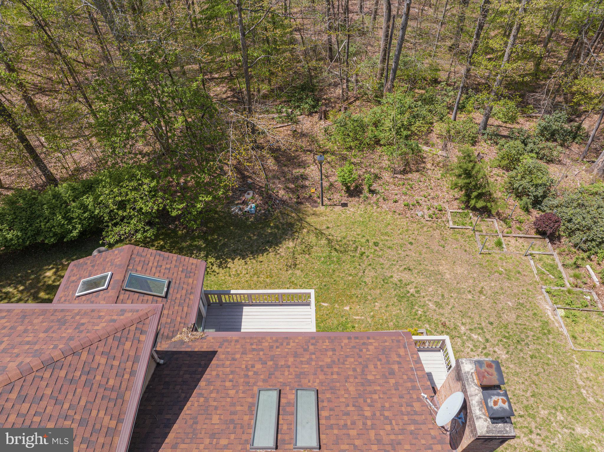 HAMPTON WOODS EAST - Residential