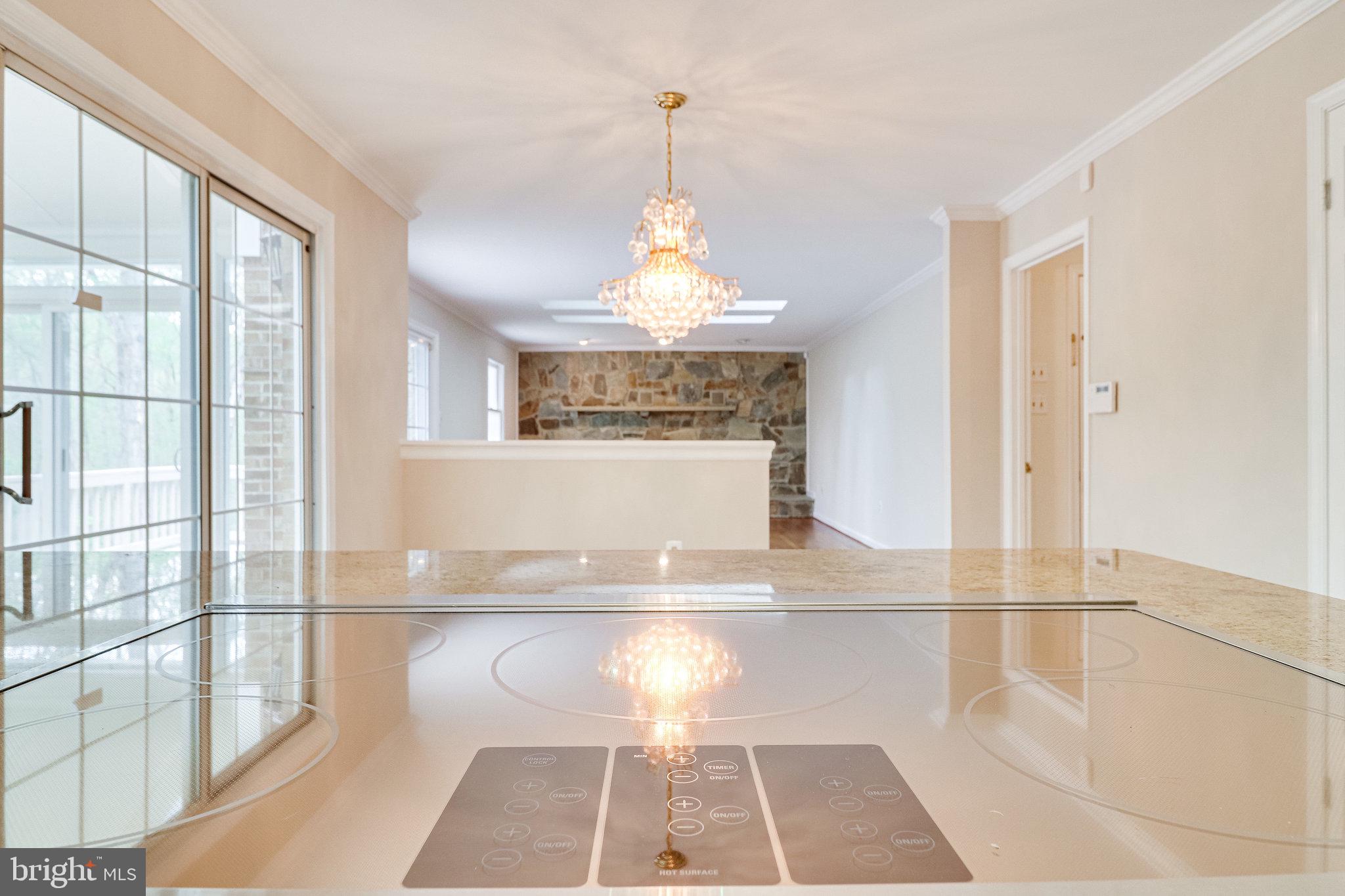 HAMPTON WOODS EAST - Residential