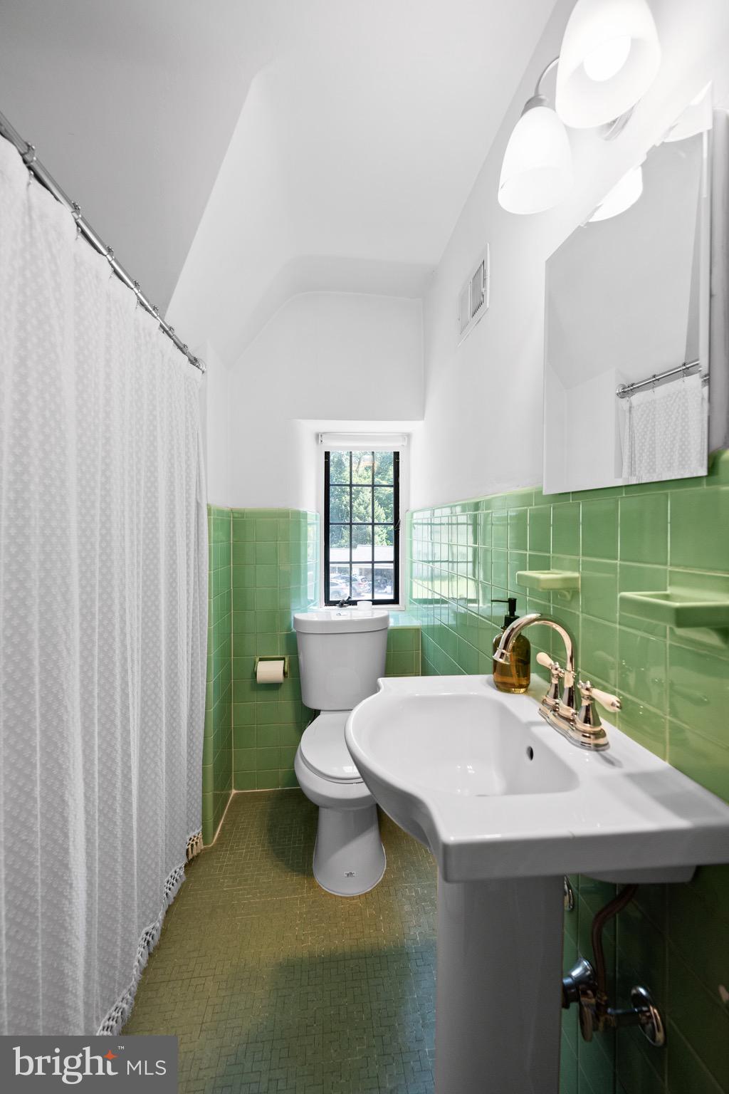 BOWLING GREEN - Residential