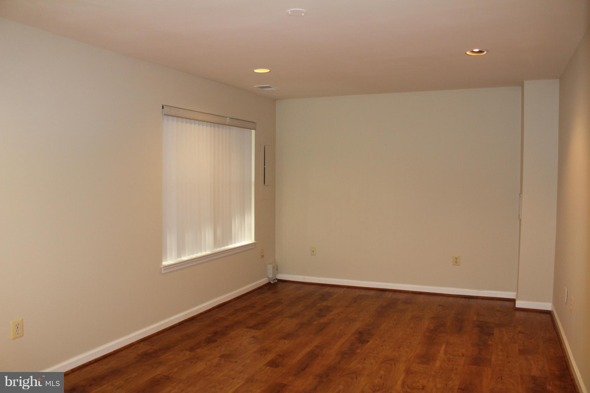 CASCADES - Residential Lease