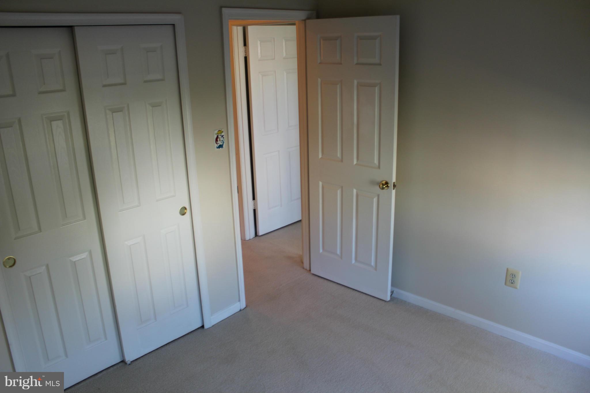 CASCADES - Residential Lease