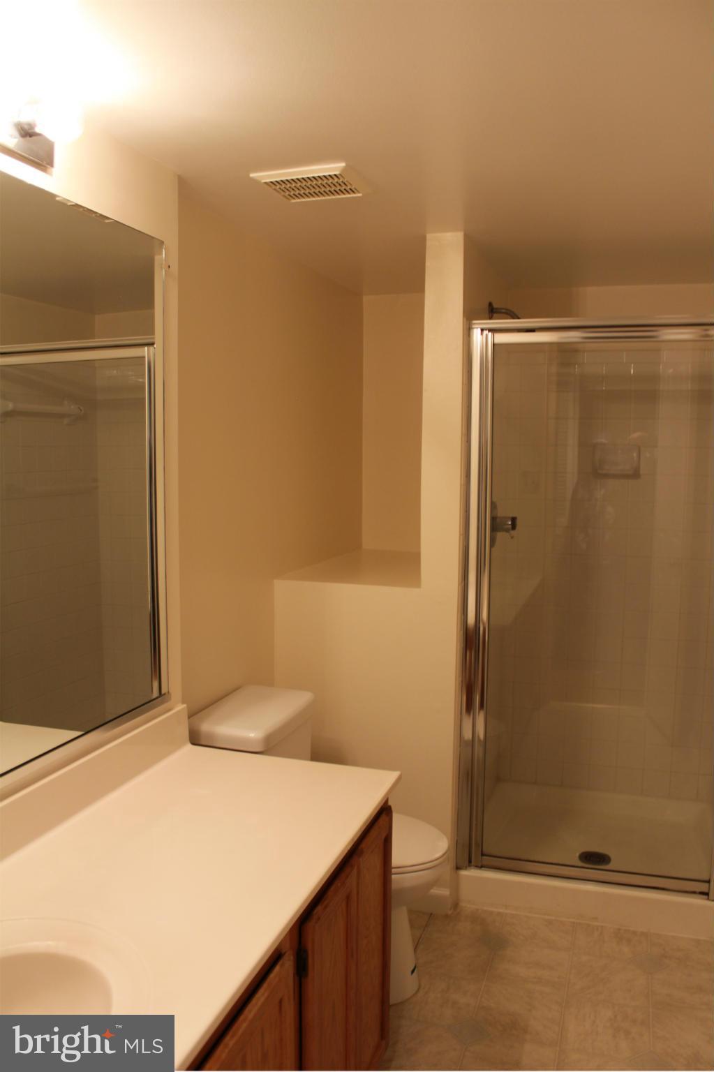 CASCADES - Residential Lease