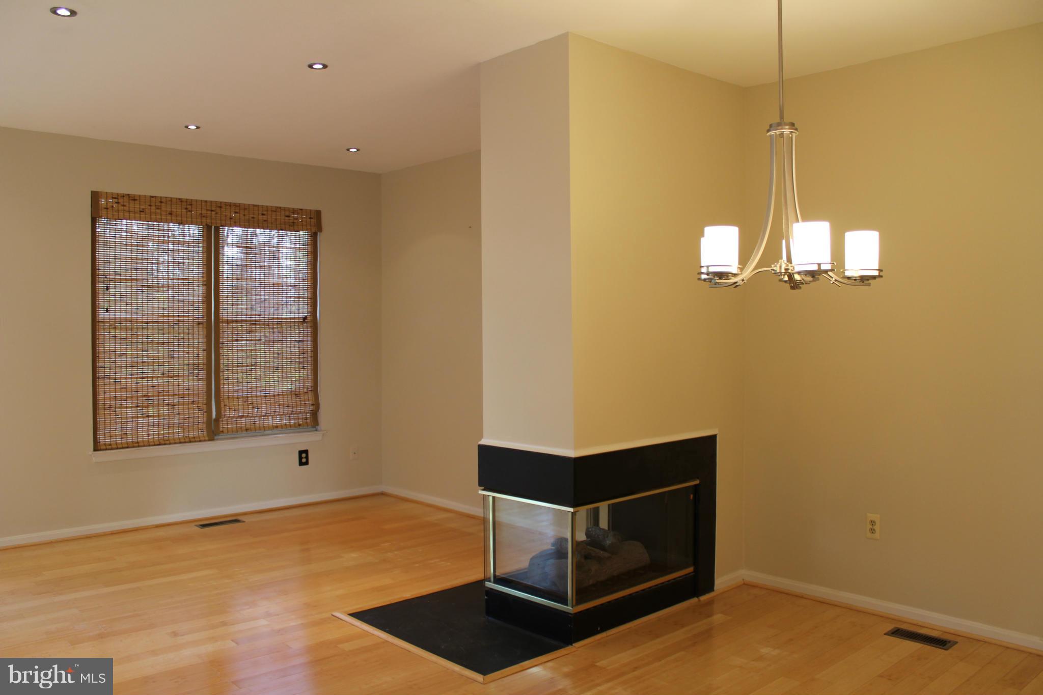 CASCADES - Residential Lease